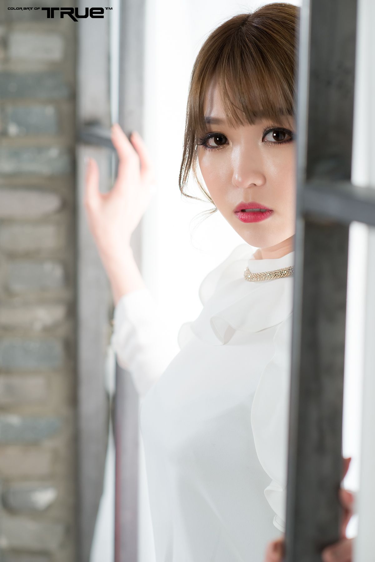 李仁慧(李恩慧)《办公室里的优雅气质女神》写真合集-图39