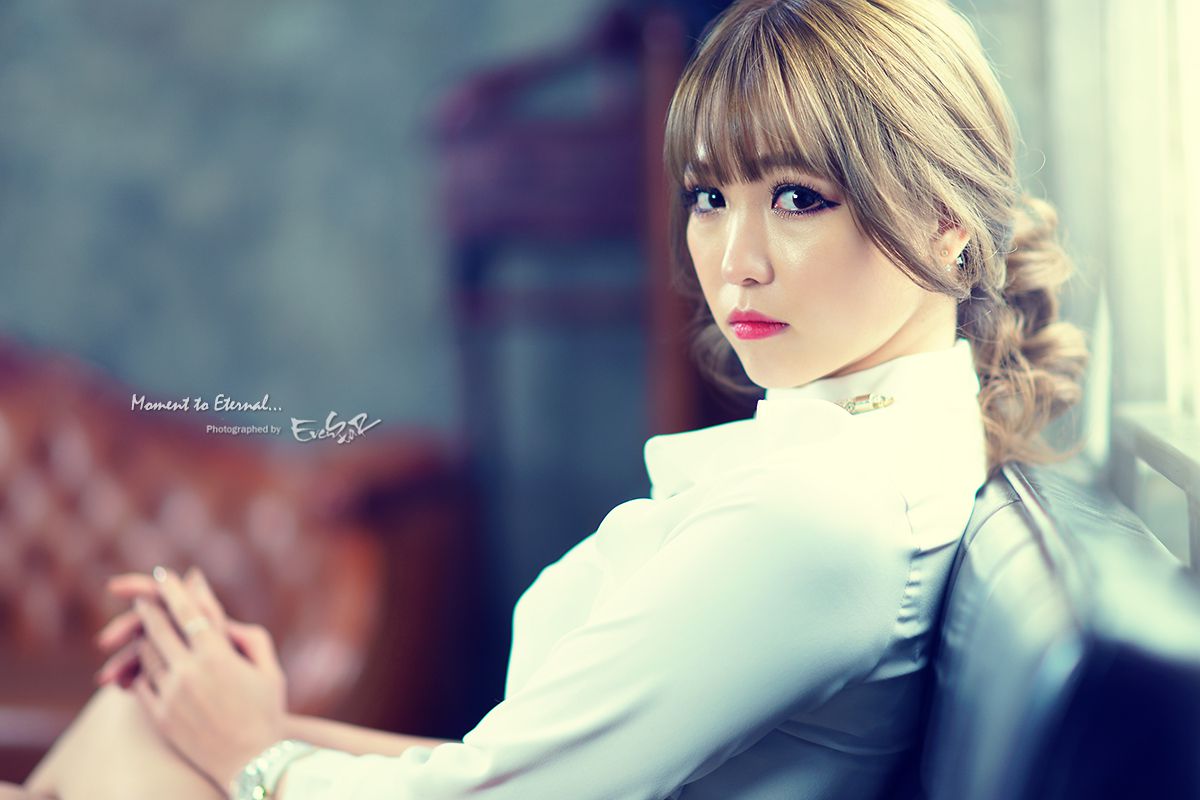 李仁慧(李恩慧)《办公室里的优雅气质女神》写真合集-图45