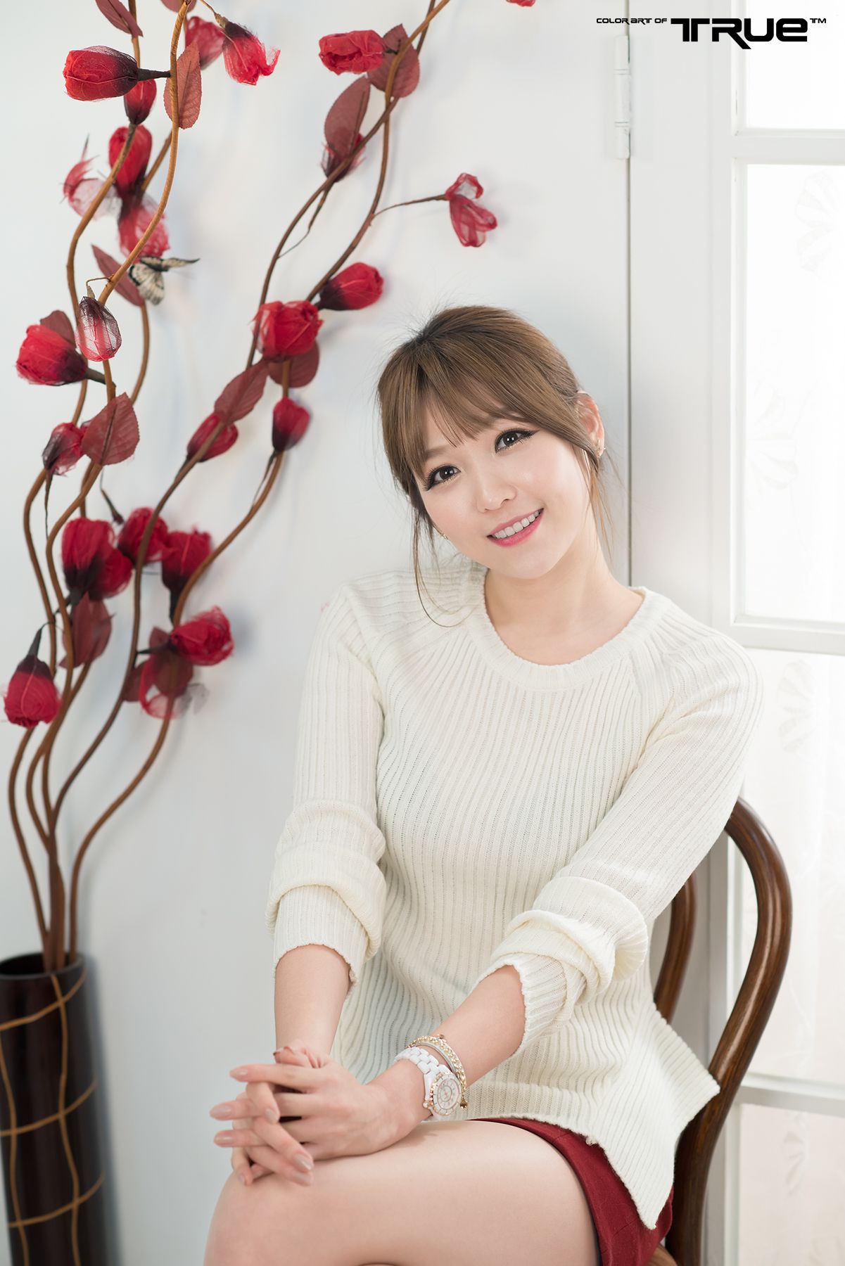 李仁慧(李恩慧)《办公室里的优雅气质女神》写真合集-图54