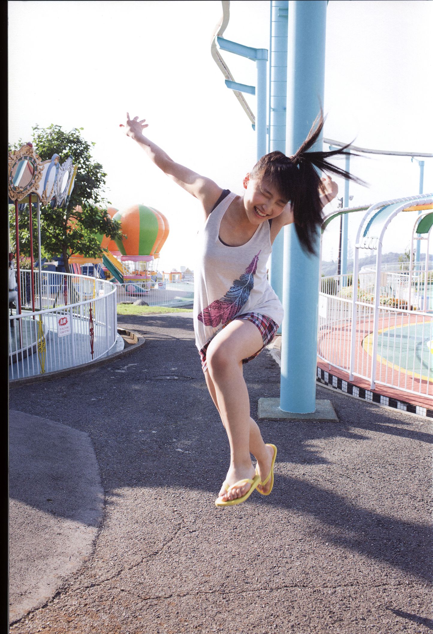 Riho Sayashi 鞘師里保《太陽》-图32