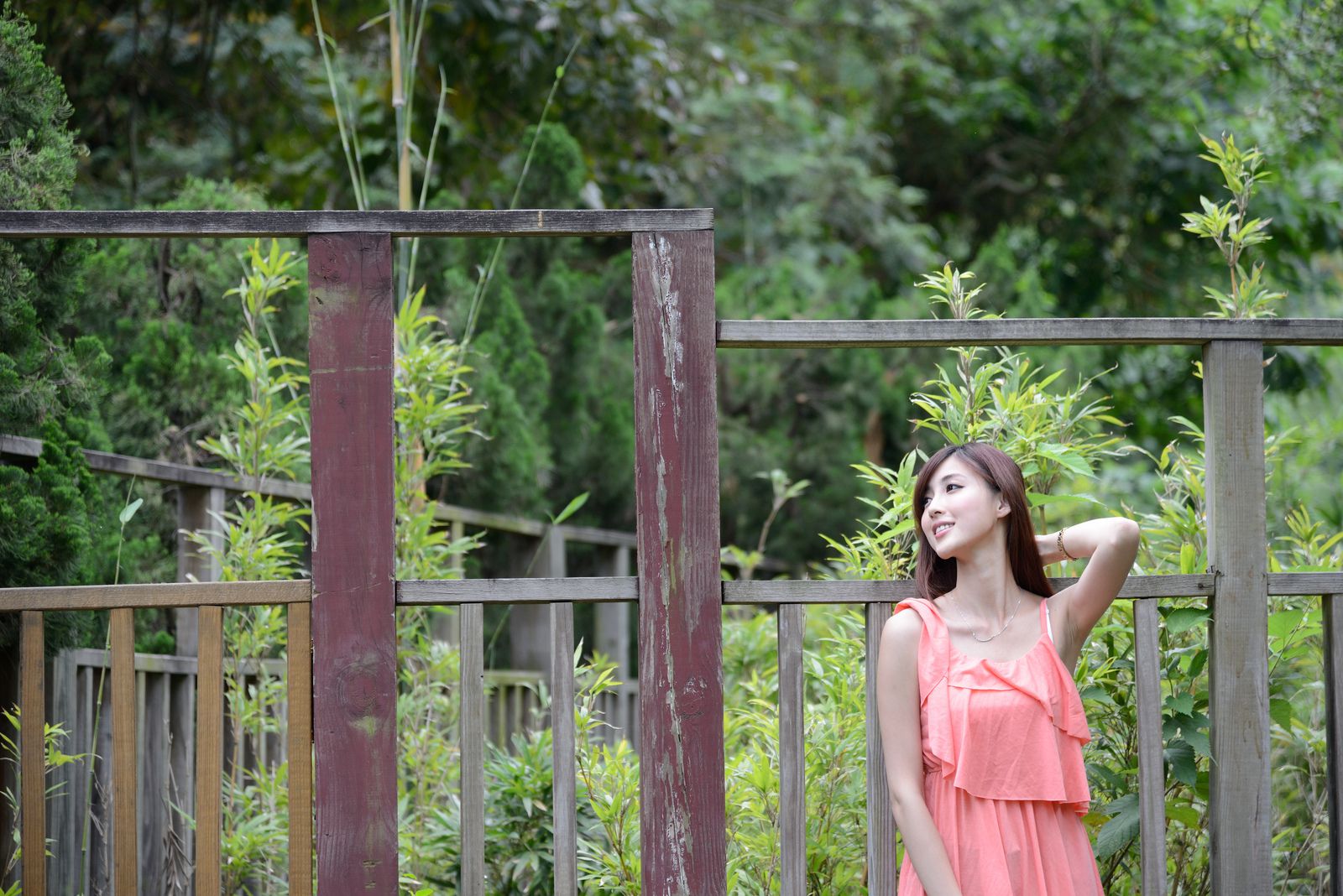 Kila晶晶/廖挺伶《粉色连衣裙外拍》-图13