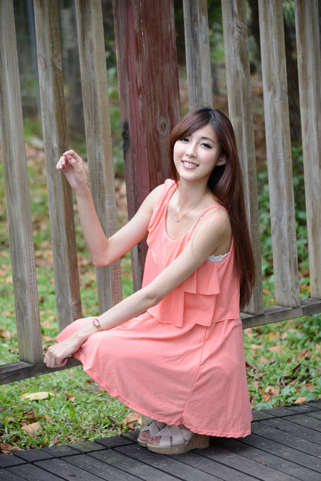 Kila晶晶/廖挺伶《粉色连衣裙外拍》-图4