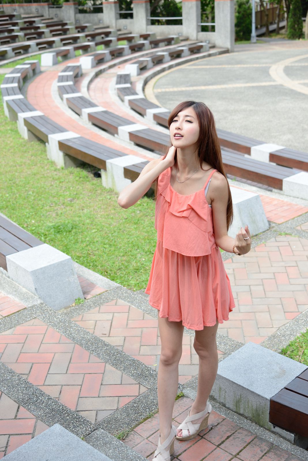 Kila晶晶/廖挺伶《粉色连衣裙外拍》-图66