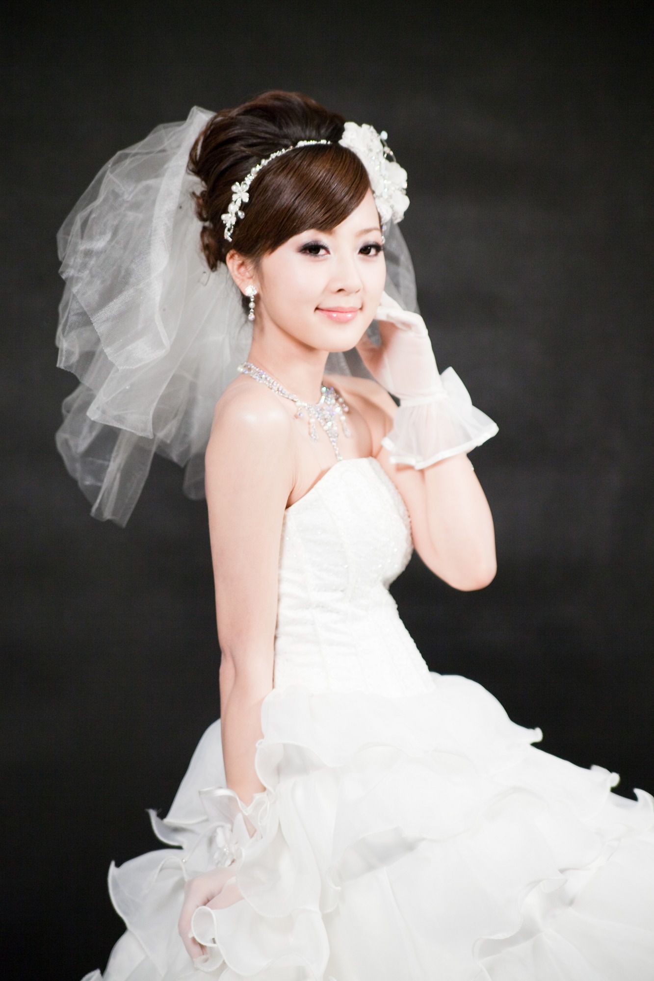 张允霏/果子MM《創意婚紗潮流風》-图15