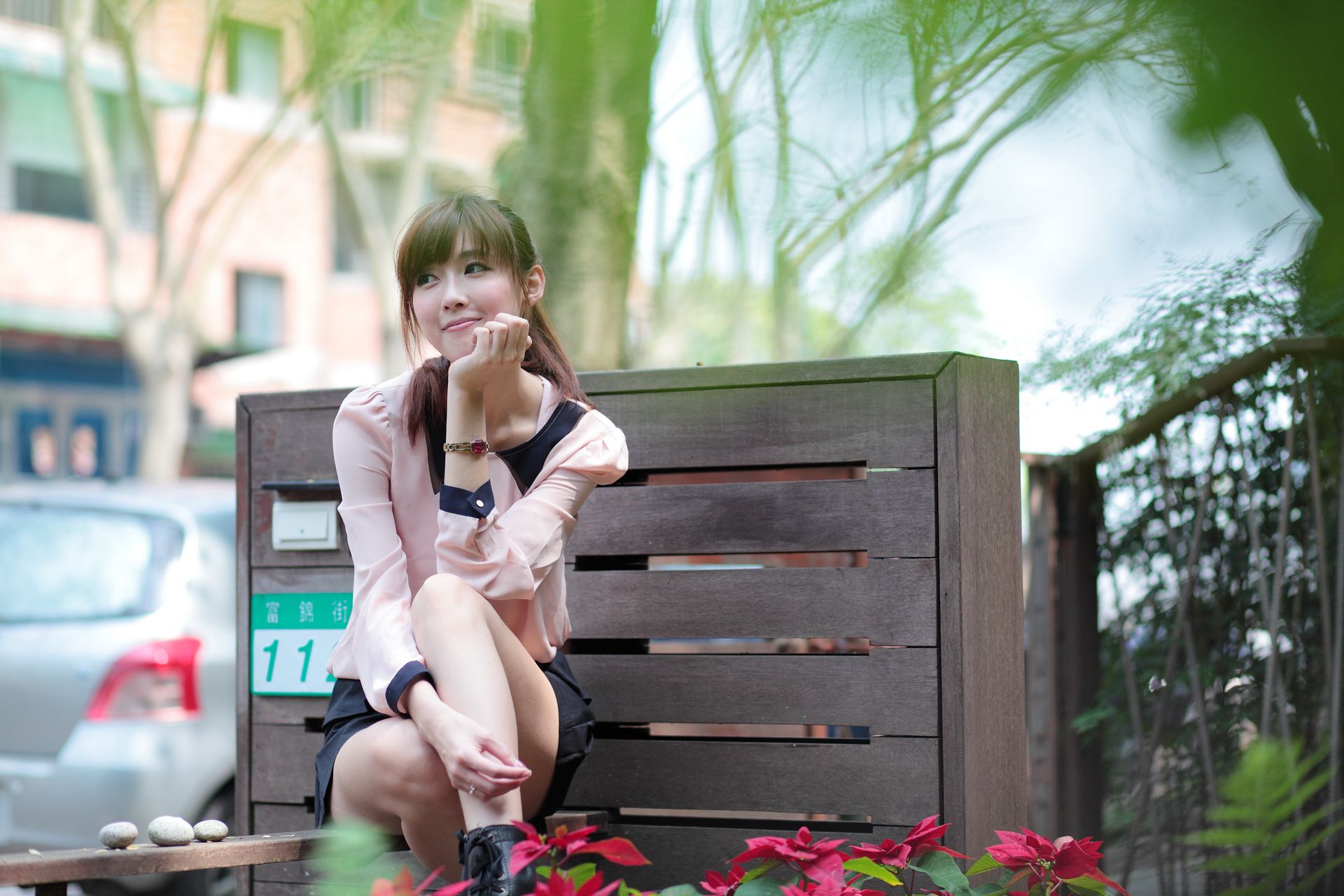 Kila晶晶/金允乔《2组超短裙街拍》-图10