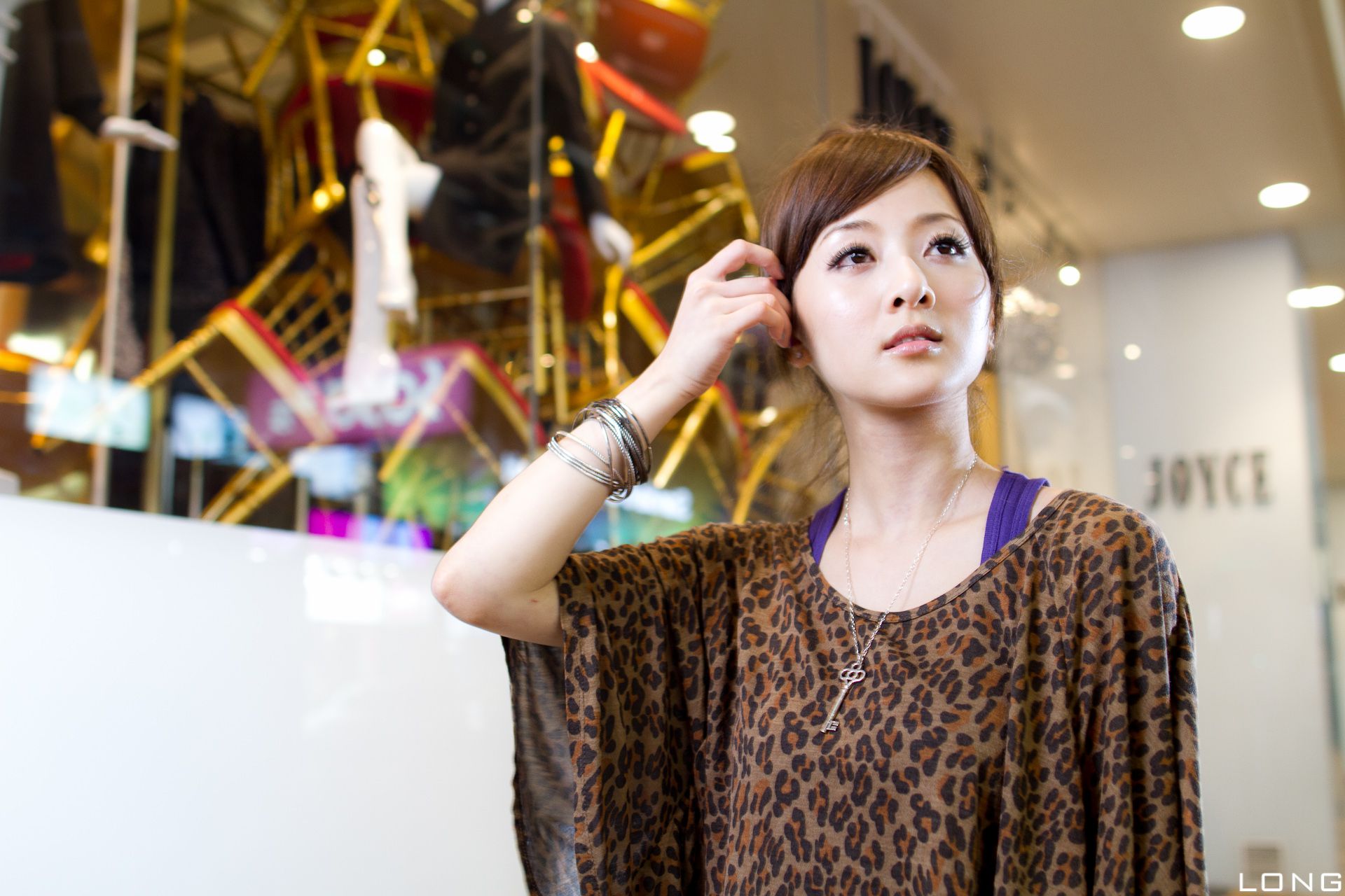 台湾果子MM《港澳之旅》夜市街拍系列-图20