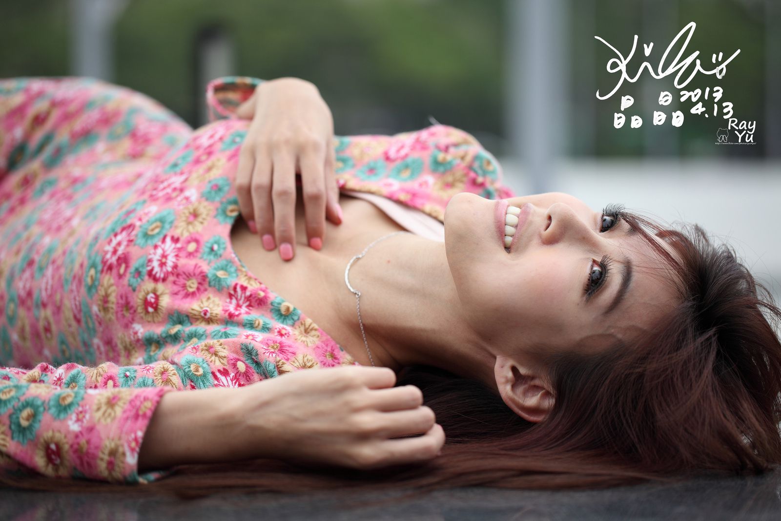 台湾美女廖挺伶/Kila晶晶《花色超短裙街拍》-图18