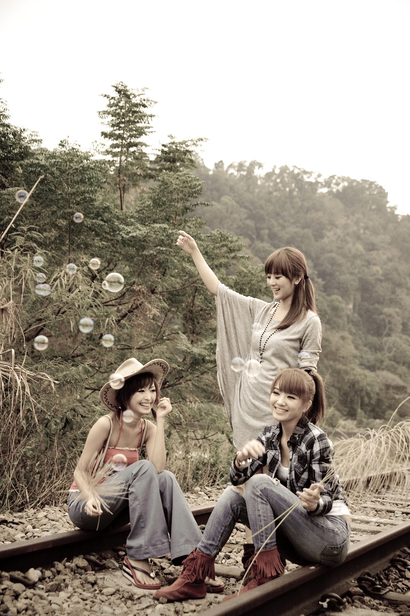 果子、小品(何品玫)、兔兔(果品兔)《天空之城x舊泰安車站》第II部-图70