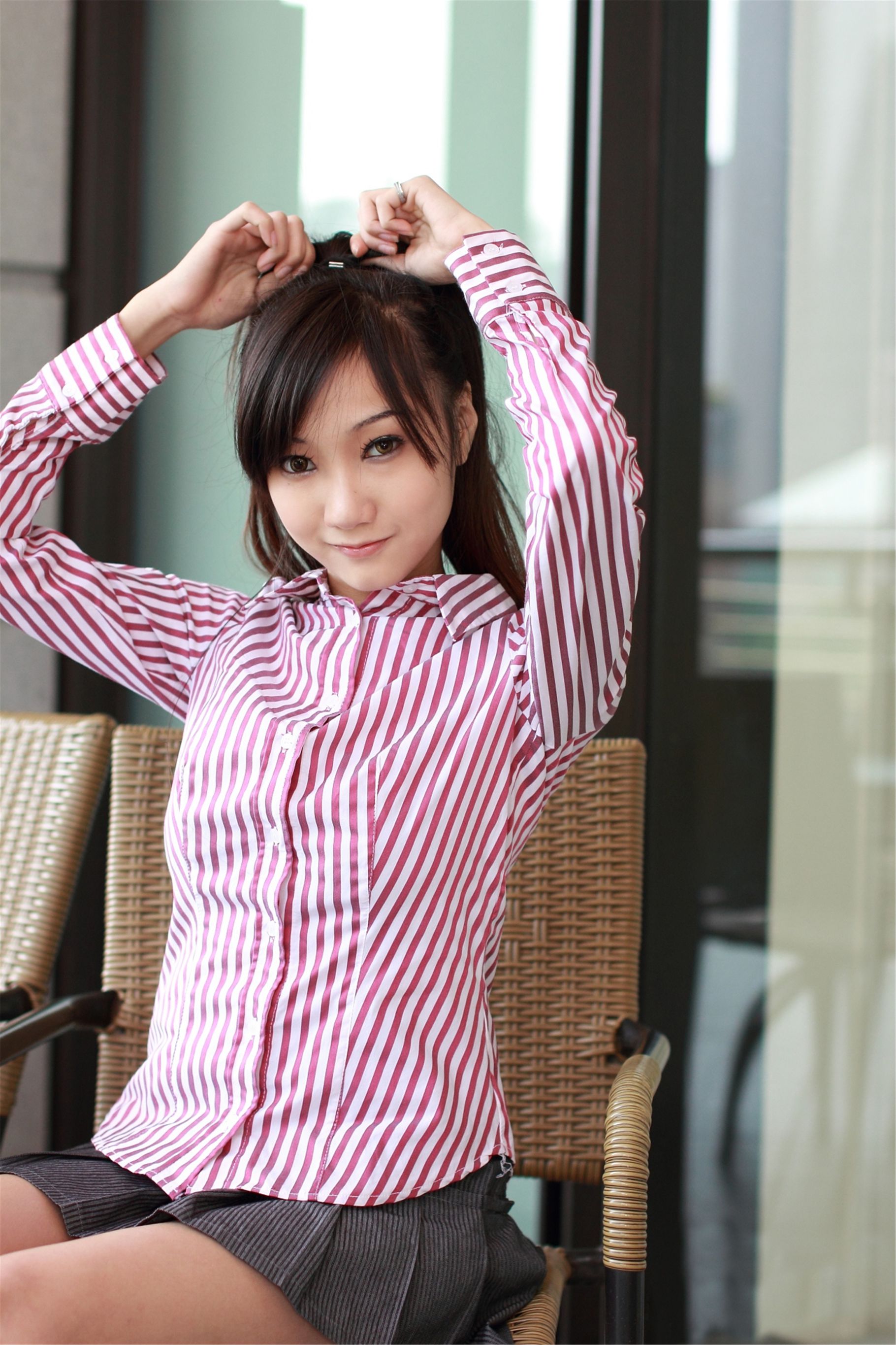 Tina陈思婷《筩玥下午茶外拍》-图3