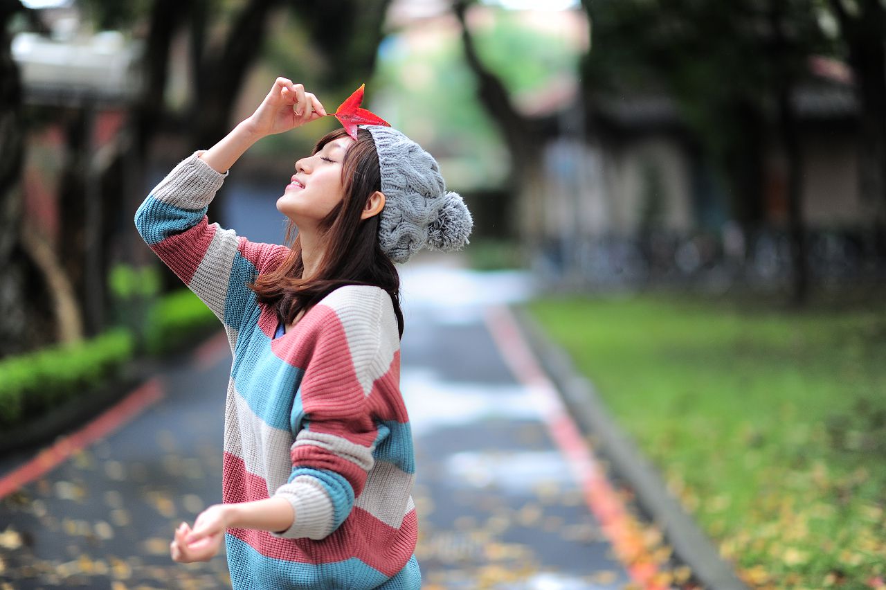 台湾正妹模特小艾《小清新街拍》外拍写真合集-图4