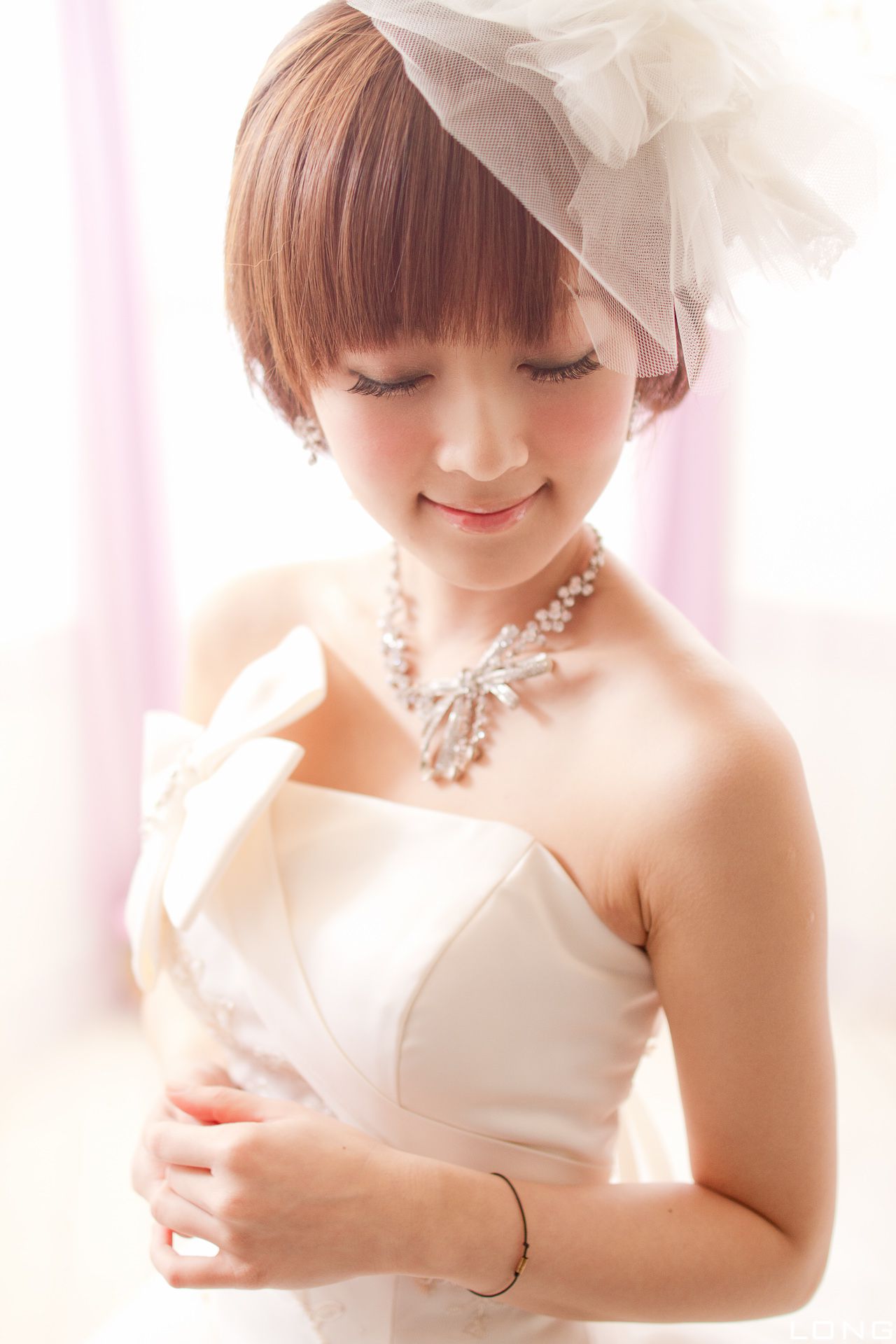 果子MM/张凯洁《棚拍婚纱》-图0