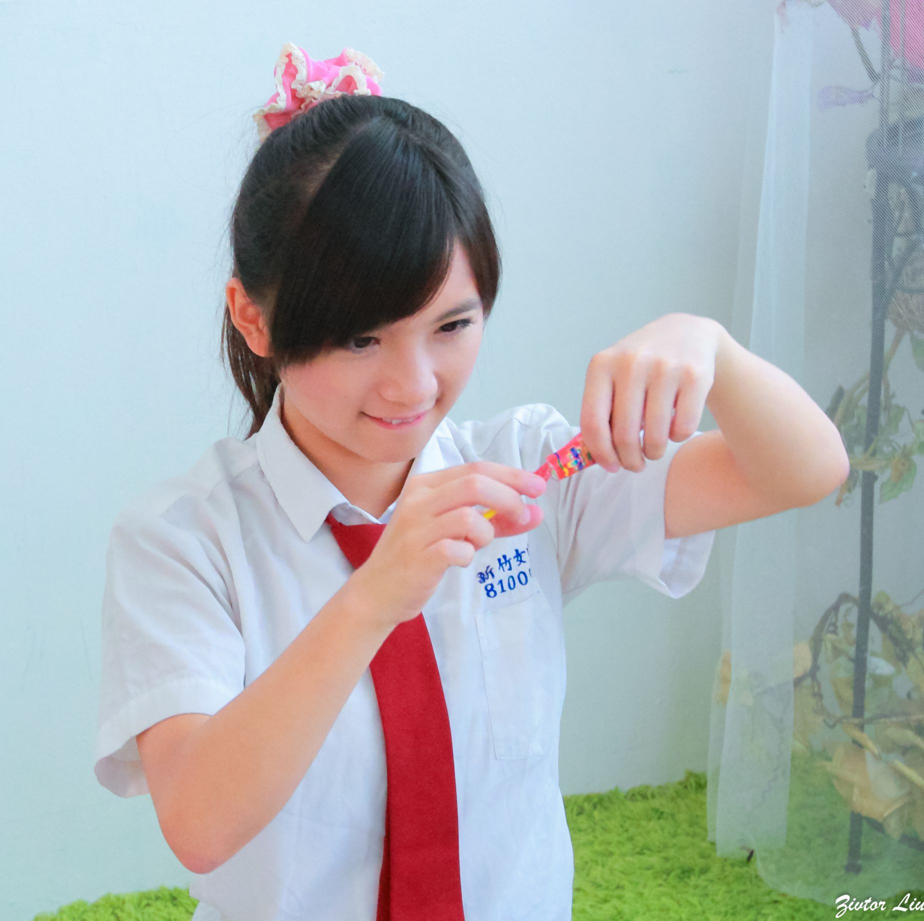 台湾正妹虞成敬Alice《俏皮可爱校服小萝莉》-图0