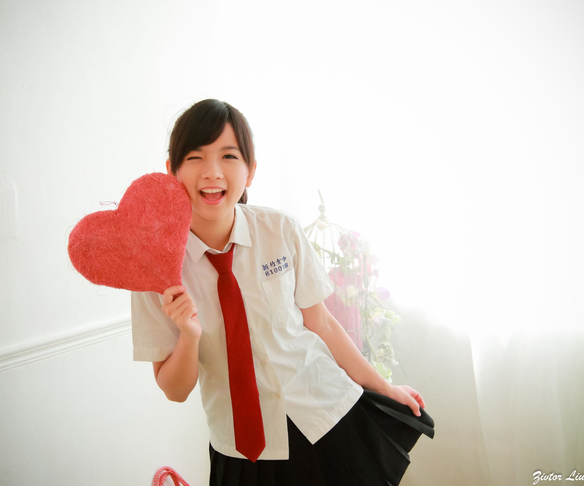 台湾正妹虞成敬Alice《俏皮可爱校服小萝莉》-图13