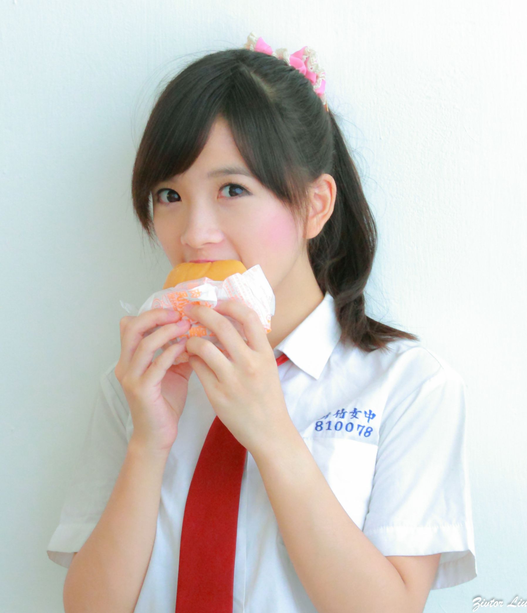 台湾正妹虞成敬Alice《俏皮可爱校服小萝莉》-图28