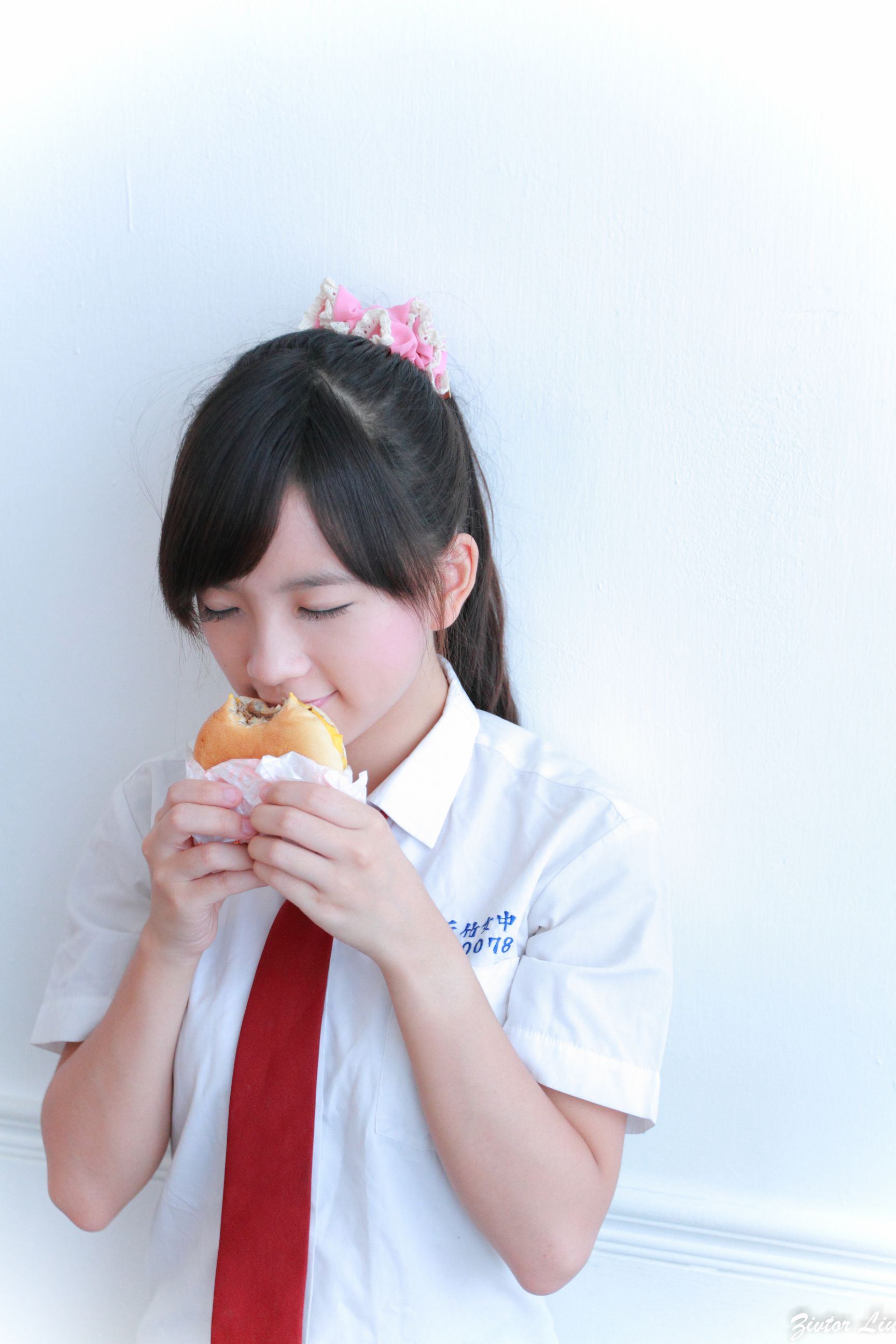 台湾正妹虞成敬Alice《俏皮可爱校服小萝莉》-图3