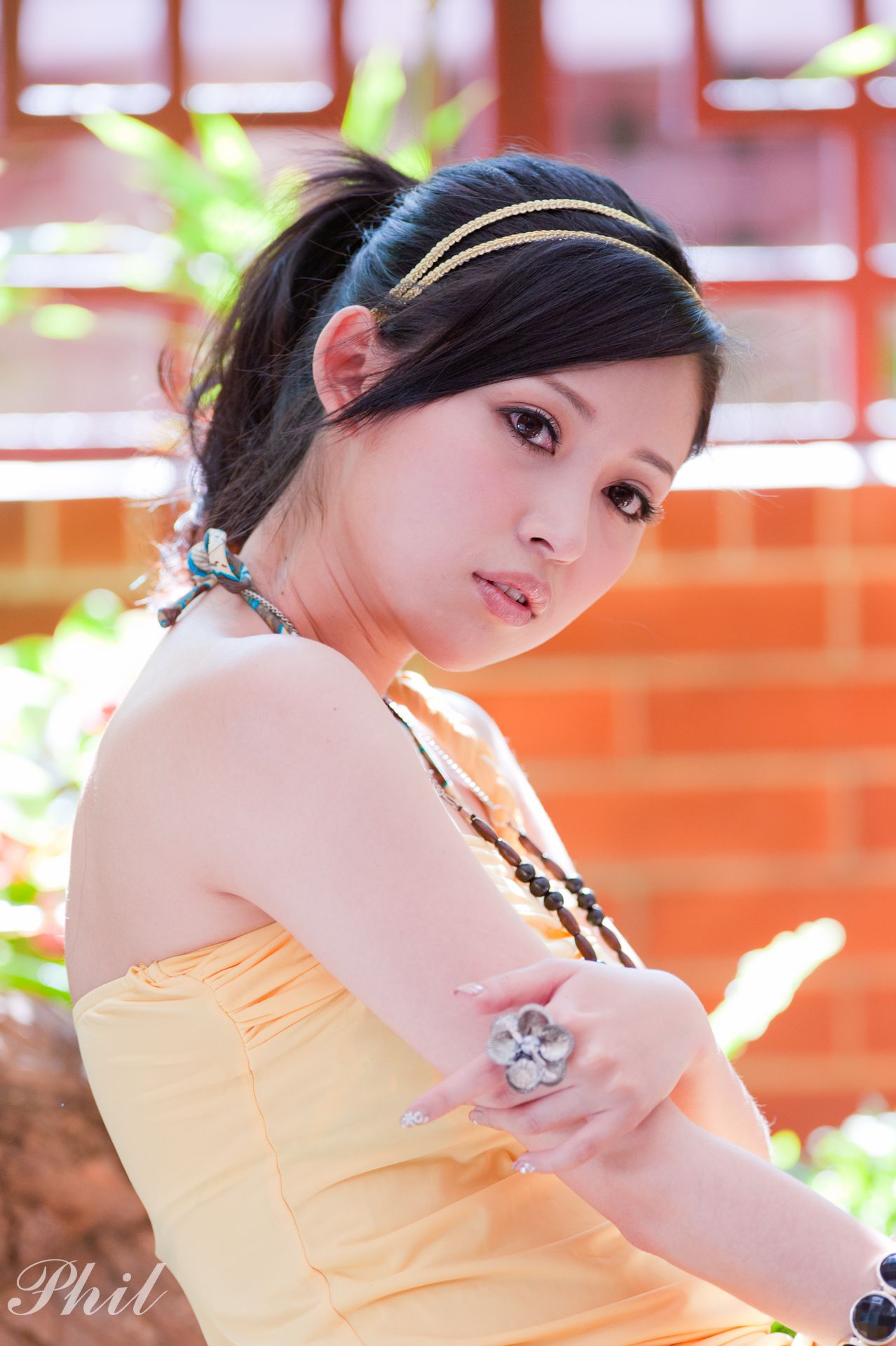 腿模Avy杜可薇《黄色吊带超短裙外拍》-图23