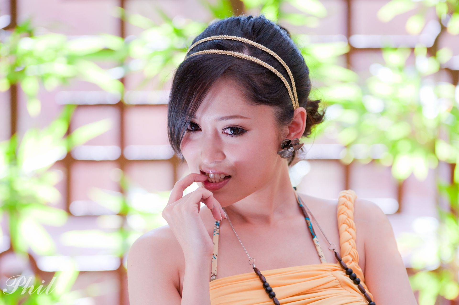 腿模Avy杜可薇《黄色吊带超短裙外拍》-图32