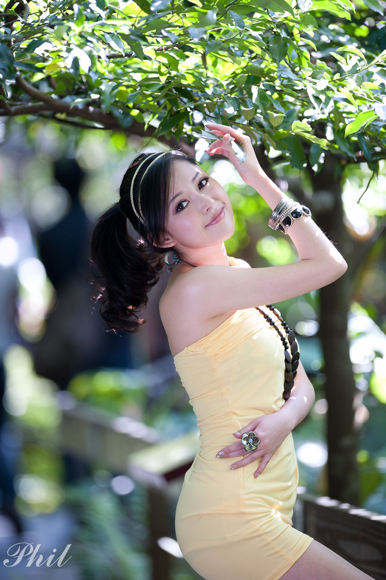 腿模Avy杜可薇《黄色吊带超短裙外拍》-图36