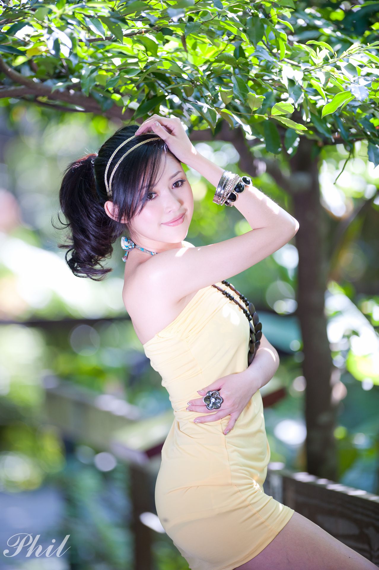 腿模Avy杜可薇《黄色吊带超短裙外拍》-图41