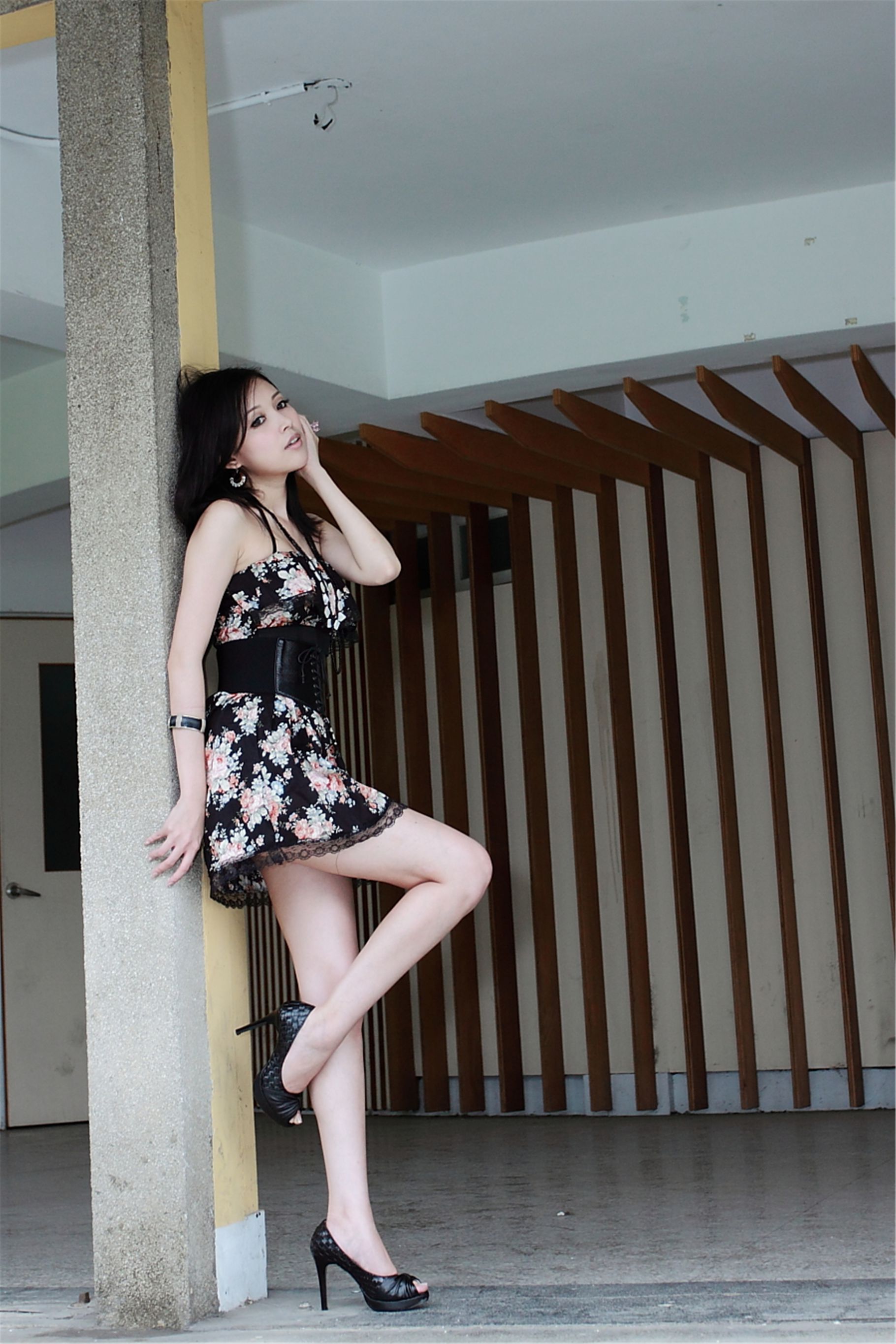 台湾模特Avy杜可薇《时尚连衣裙街拍》-图11