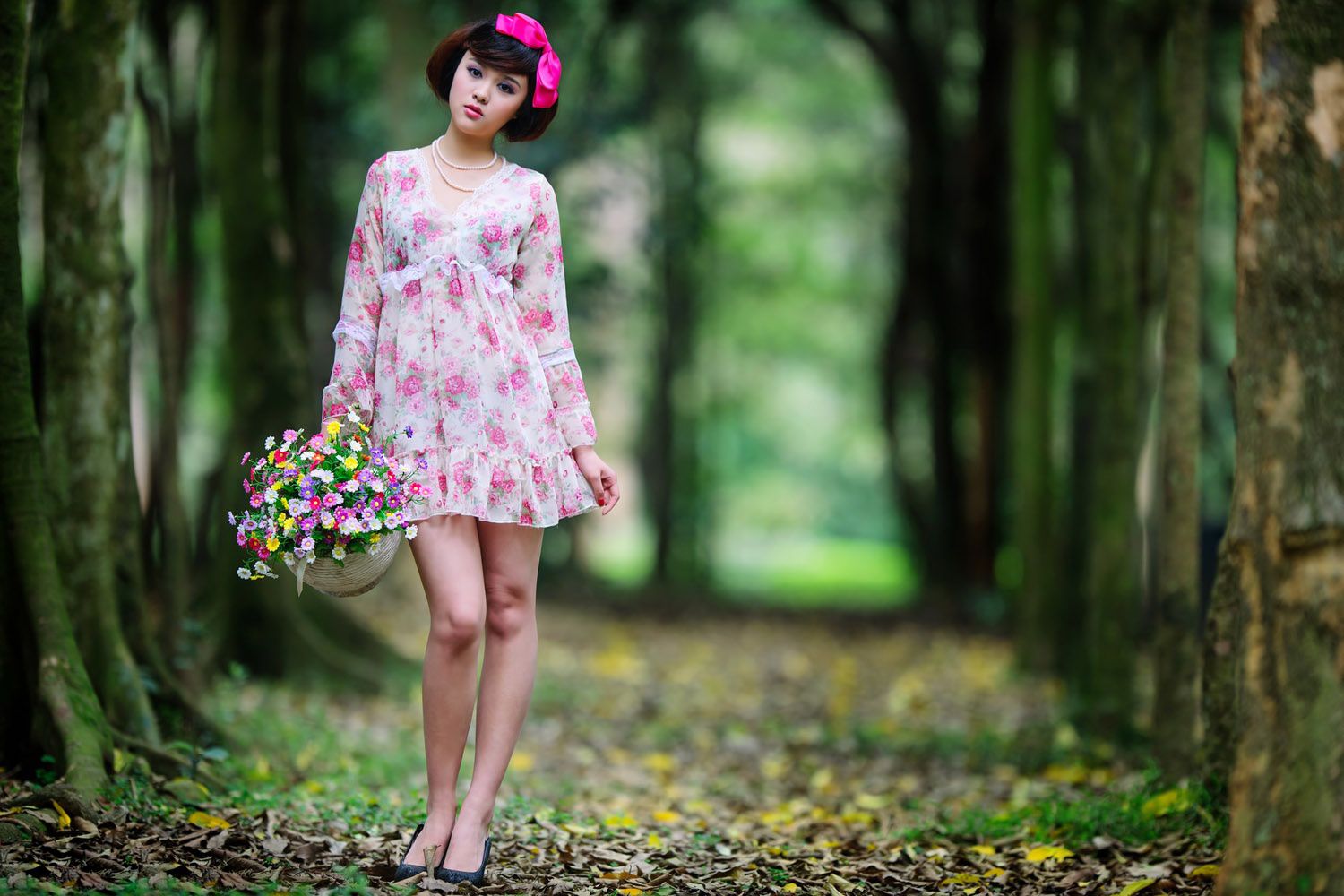 台湾妹子尹芝《唯美花色连衣裙外拍》-图6