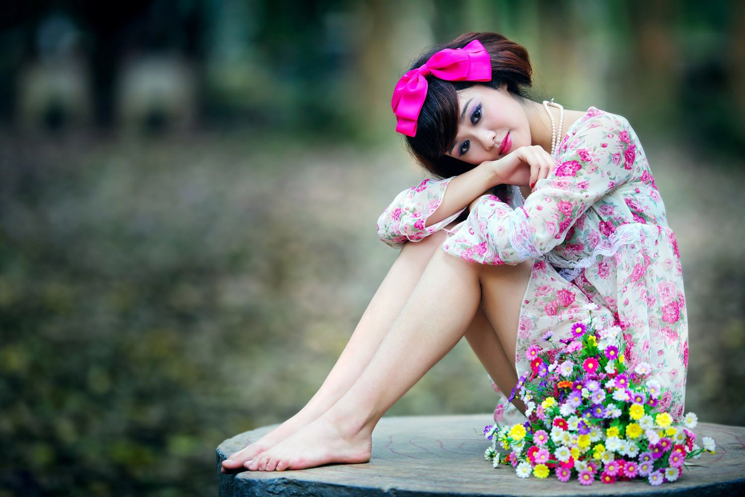 台湾妹子尹芝《唯美花色连衣裙外拍》-图8