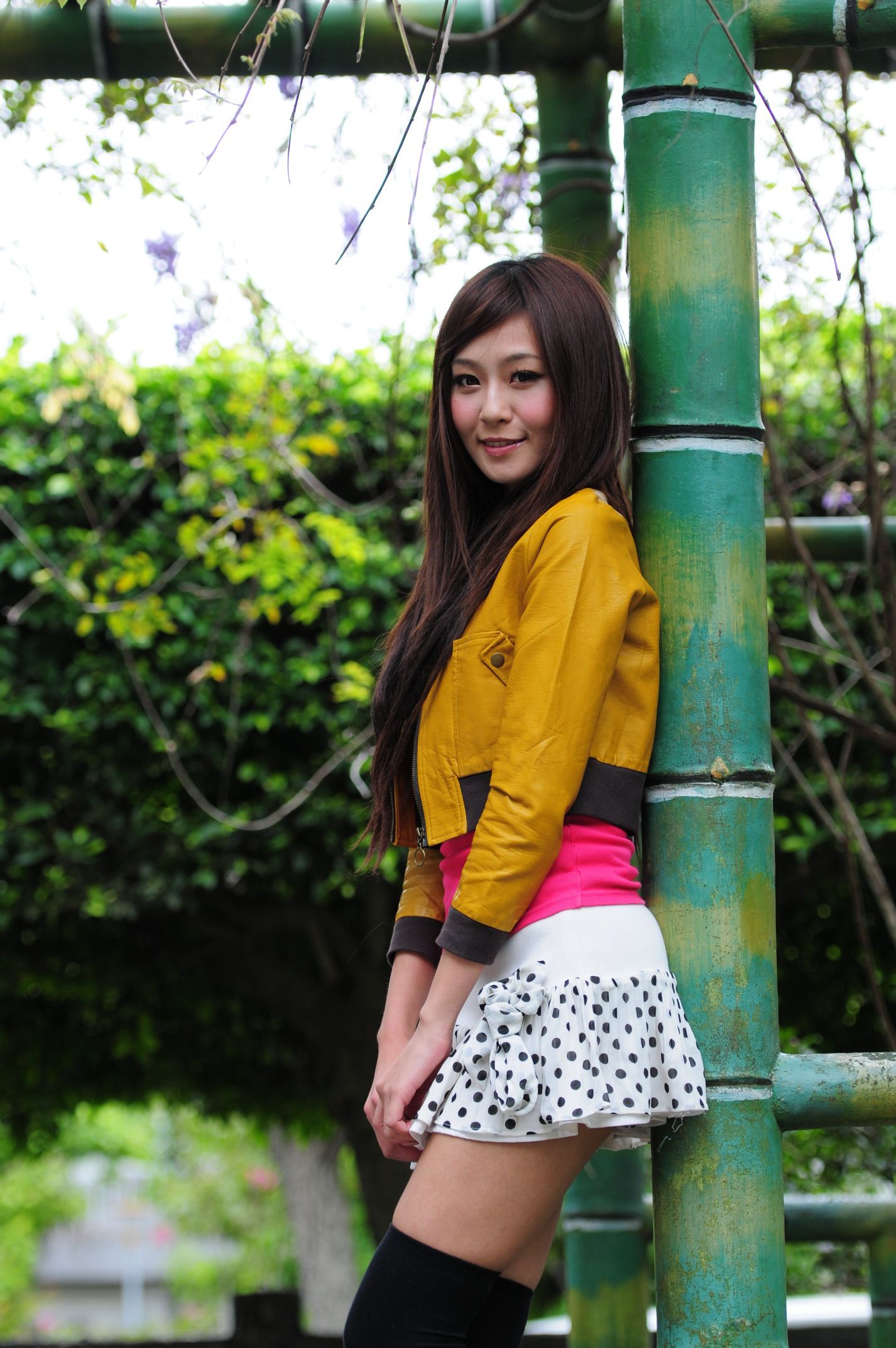 Beautyleg腿模Winnie小雪《碎花短裙+长筒袜系列》-图10