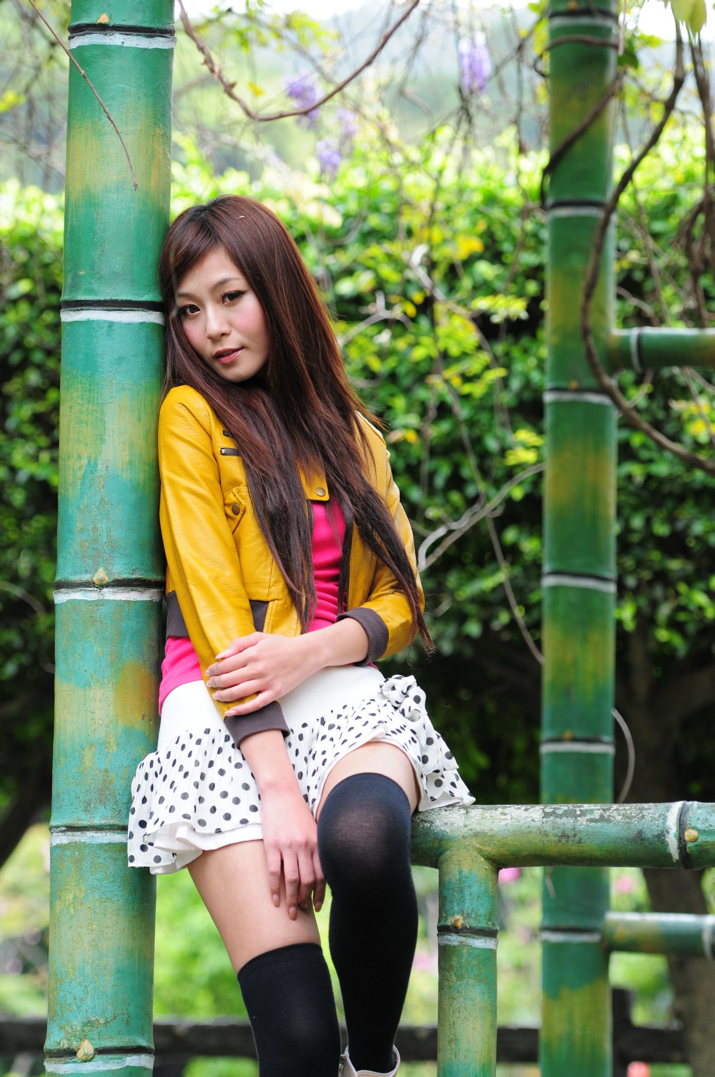 Beautyleg腿模Winnie小雪《碎花短裙+长筒袜系列》-图14