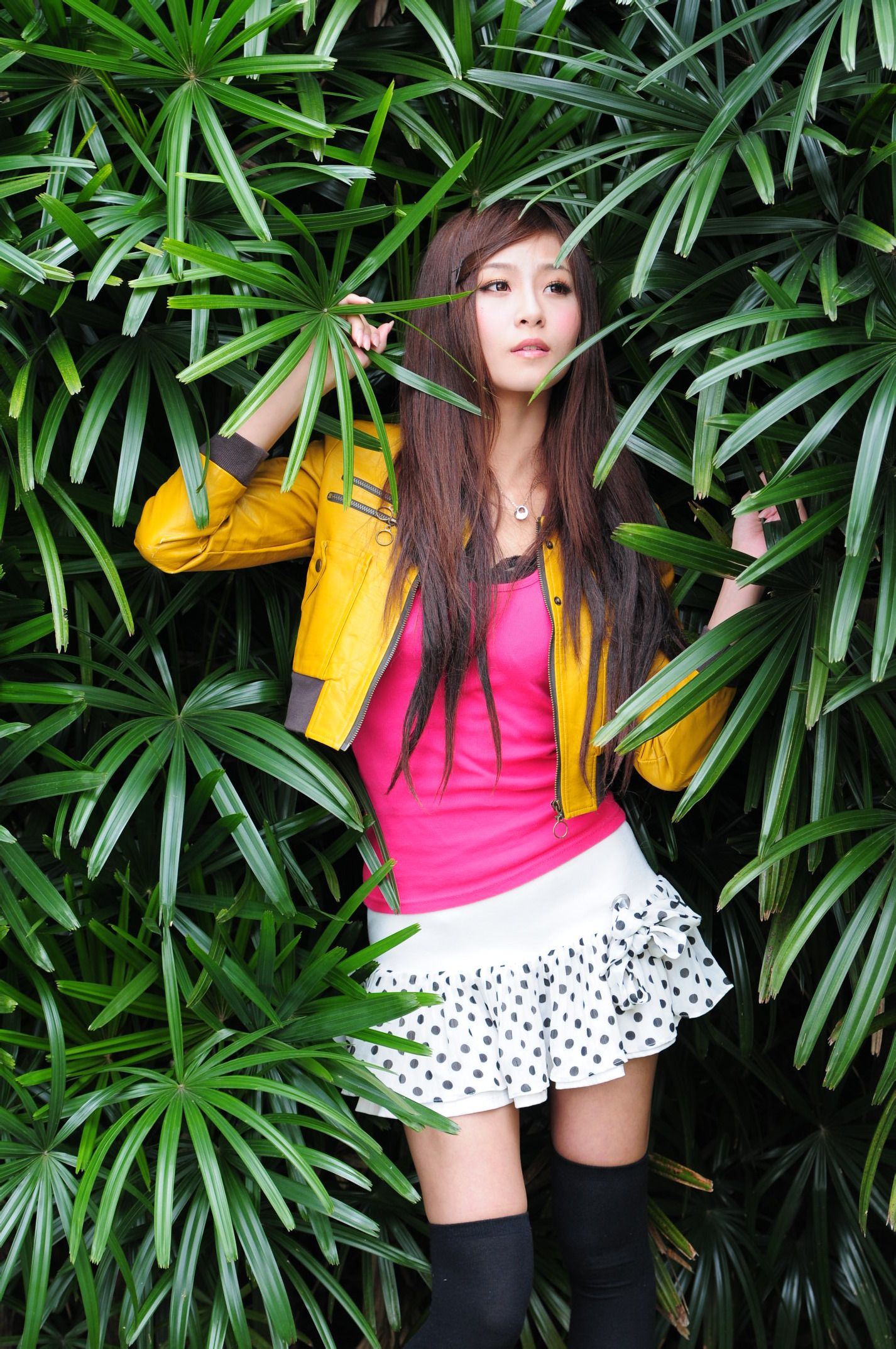 Beautyleg腿模Winnie小雪《碎花短裙+长筒袜系列》-图30