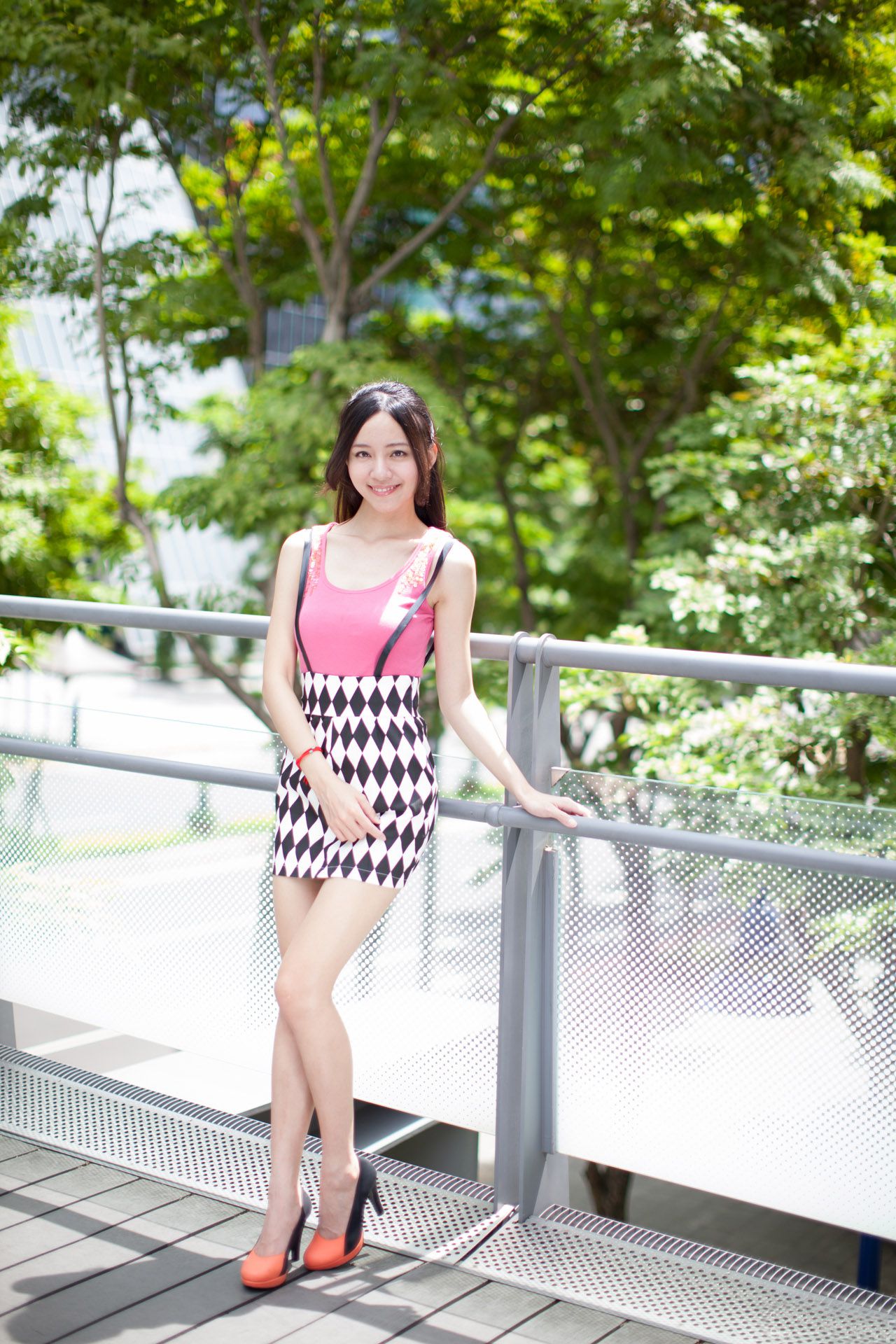 台湾美女Anita林千如《中央商圈外拍》-图35