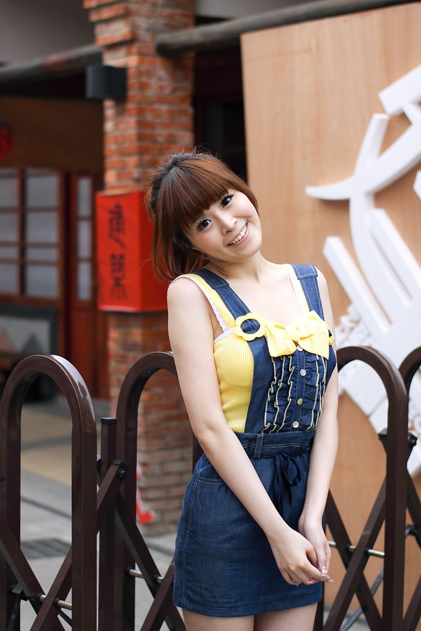 台湾可爱妹子白白/李依璇《外拍图片》写真合集-图30