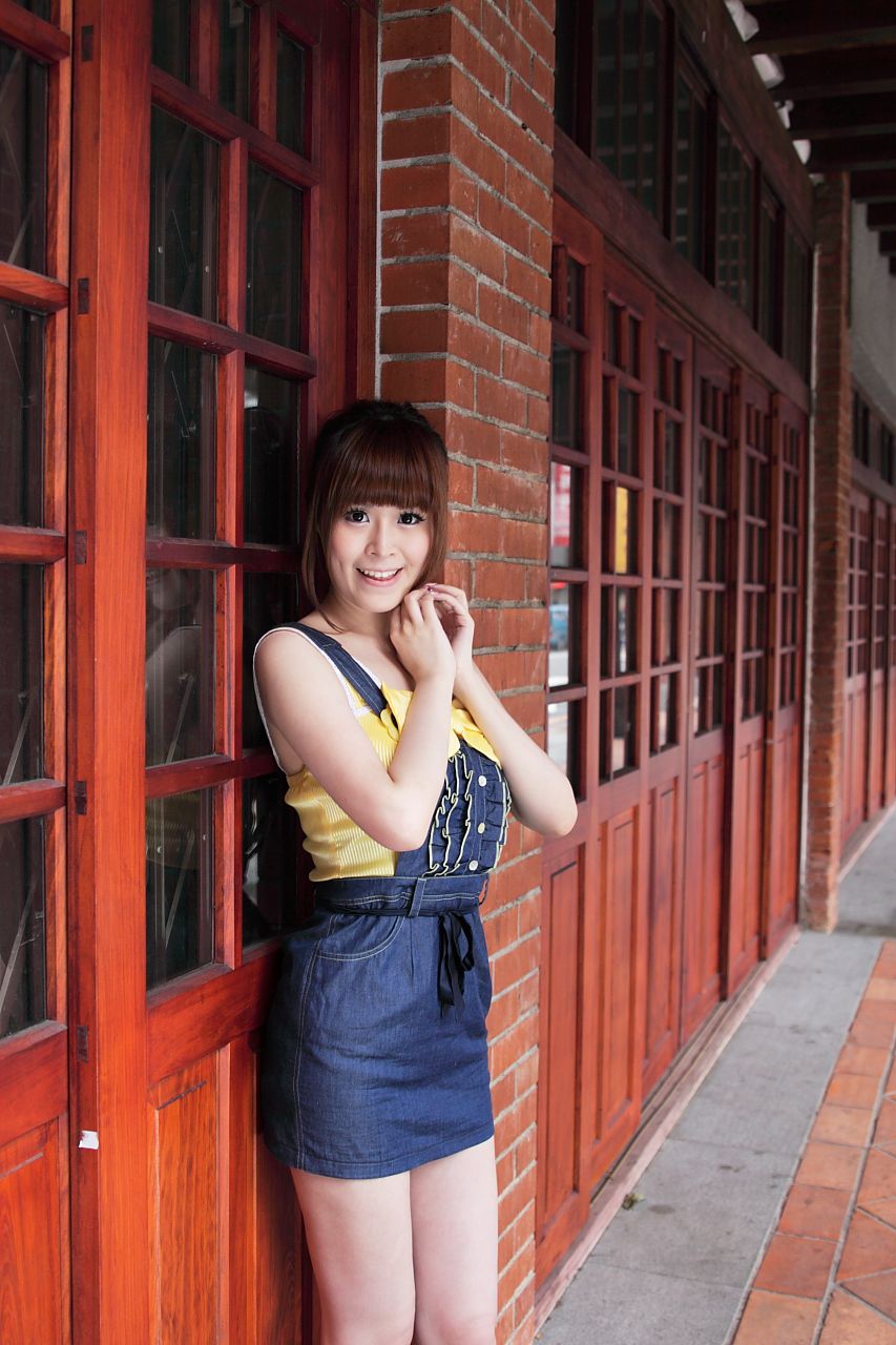 台湾可爱妹子白白/李依璇《外拍图片》写真合集-图57