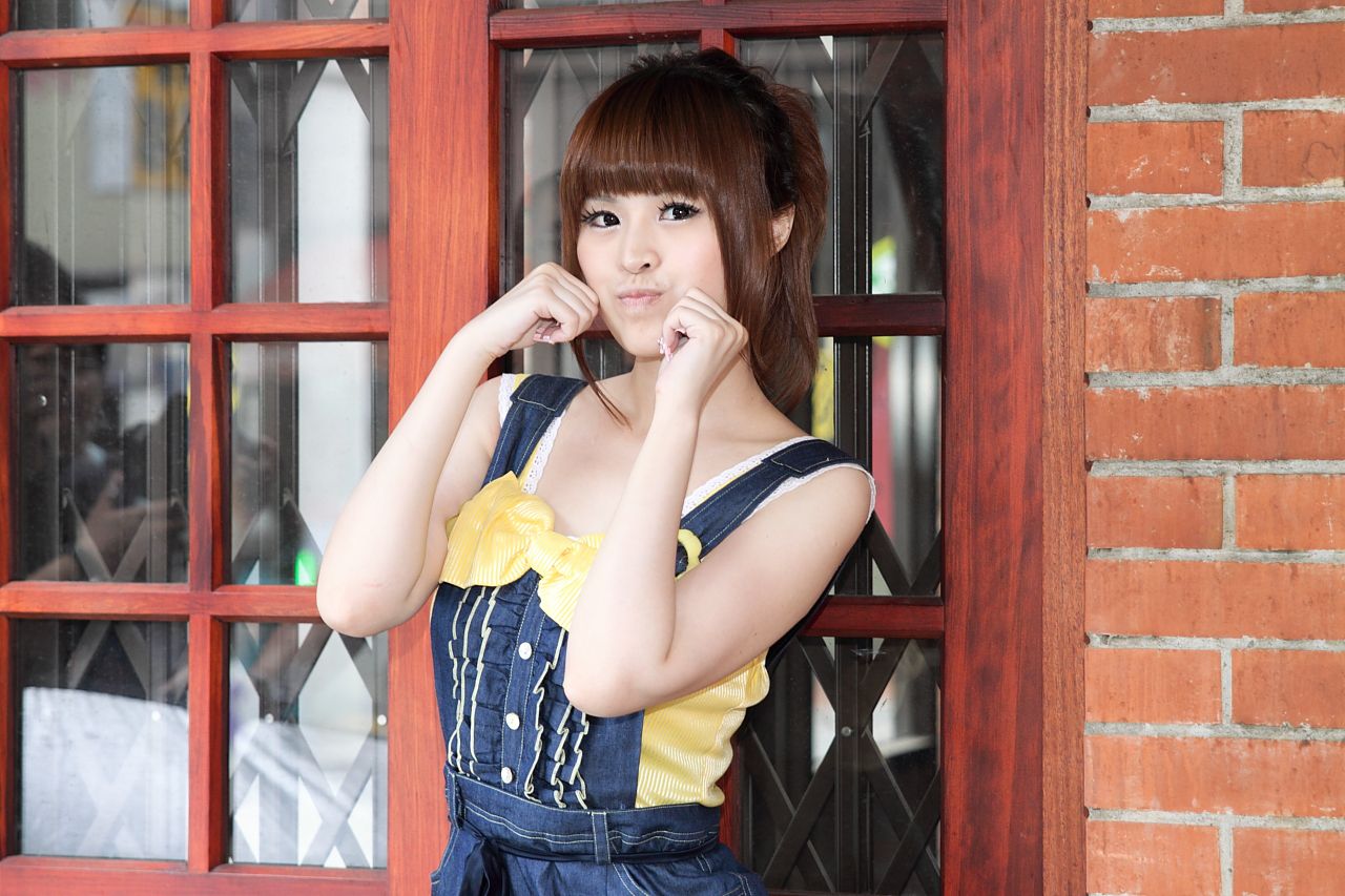 台湾可爱妹子白白/李依璇《外拍图片》写真合集-图7