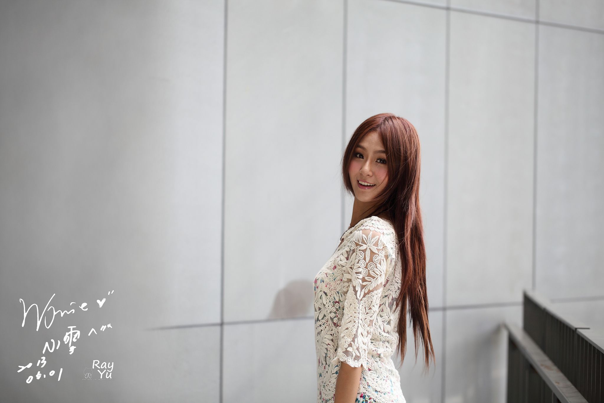 台湾女神Winnie小雪《2组外拍连衣裙图片》写真合集-图0