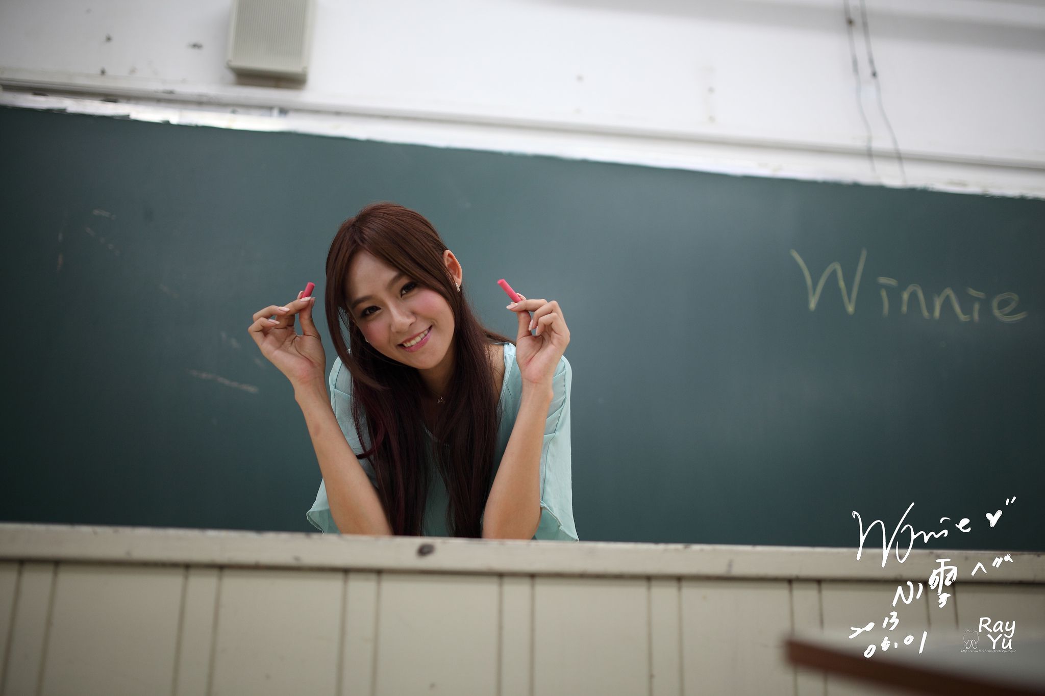 台湾女神Winnie小雪《2组外拍连衣裙图片》写真合集-图108