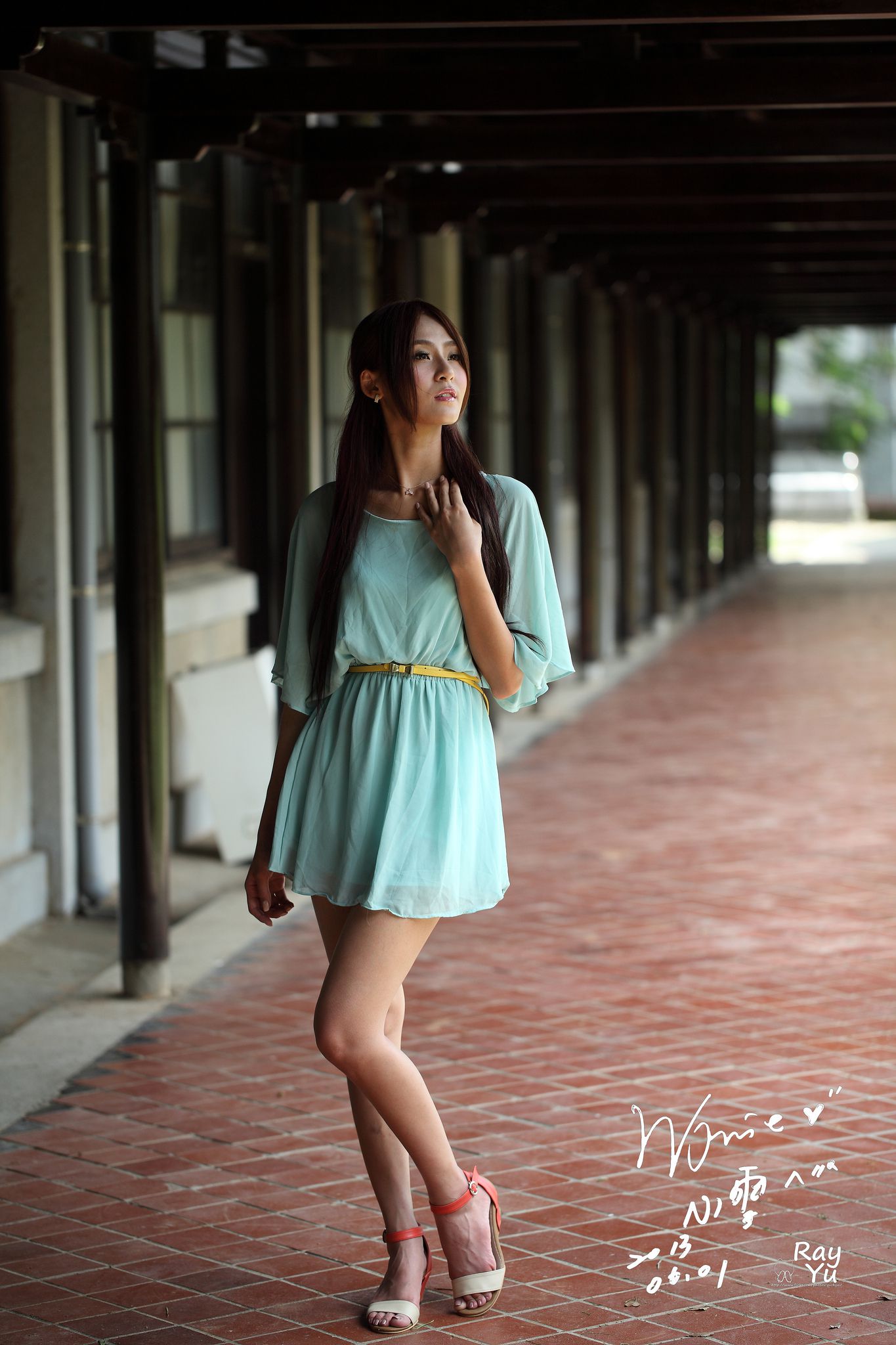 台湾女神Winnie小雪《2组外拍连衣裙图片》写真合集-图87