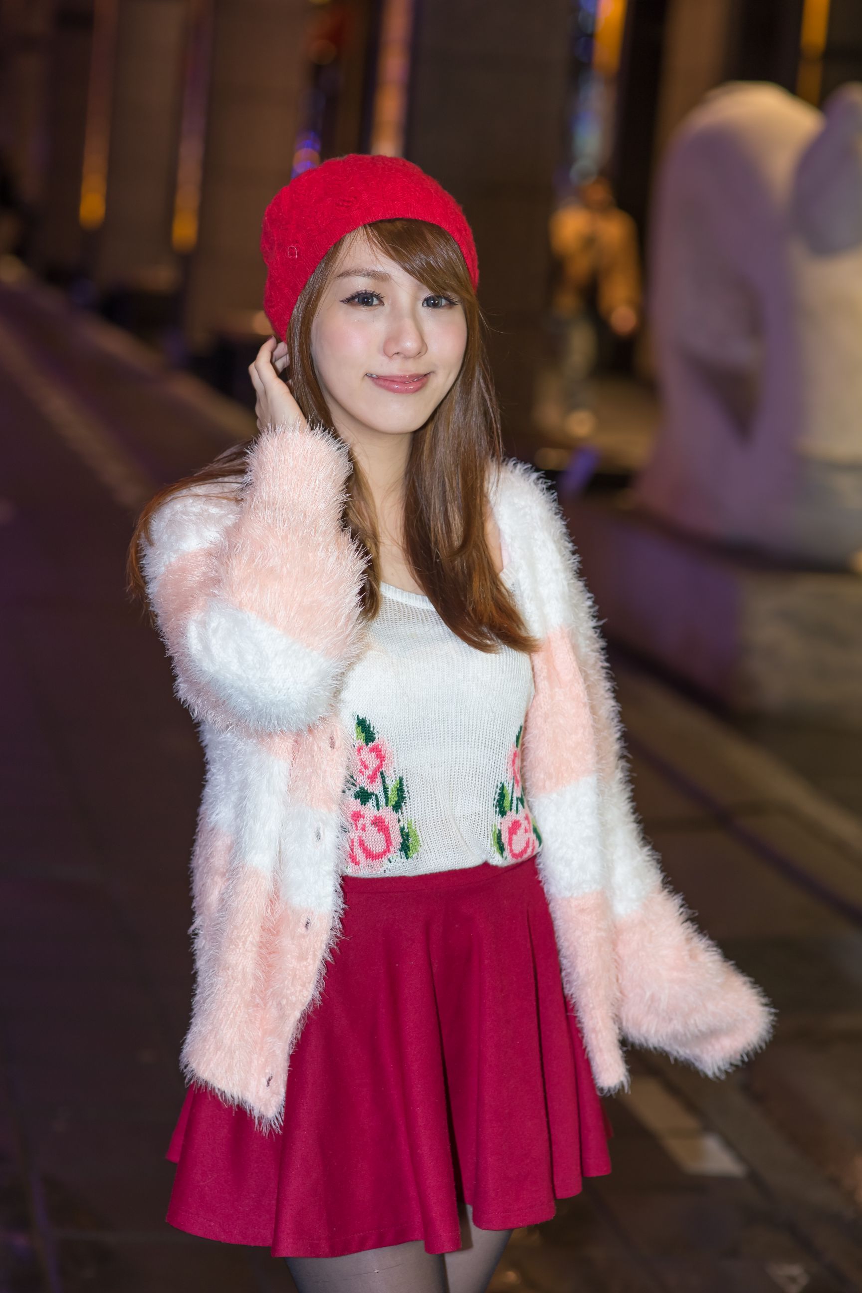 台湾正妹呂小步/吕思莹《黑丝夜拍》-图6