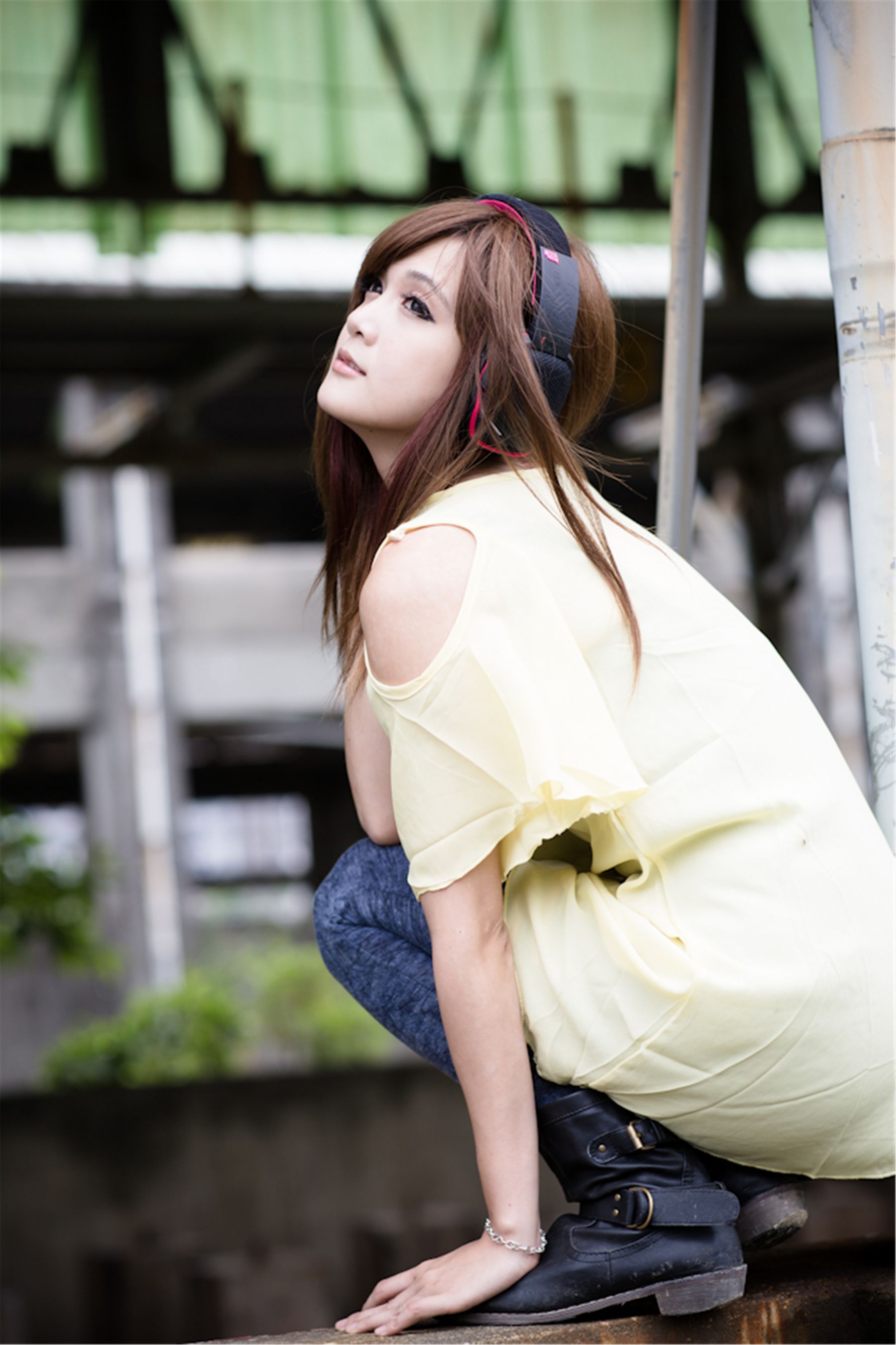 台湾美女模特熊維尼《南港废墟外拍》-图4