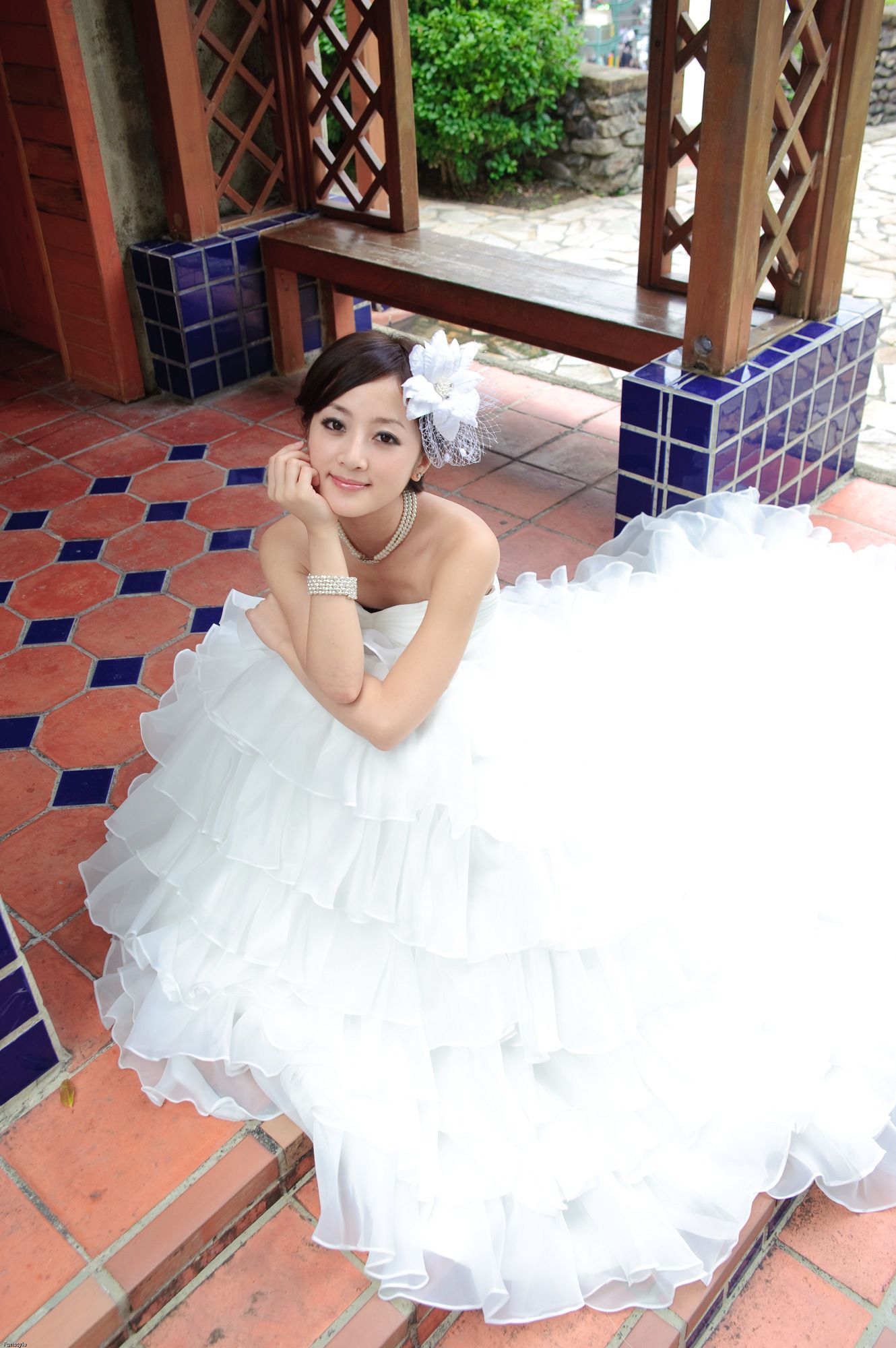 张凯洁/张允霏《日月潭+紙教堂(婚紗)》-图11