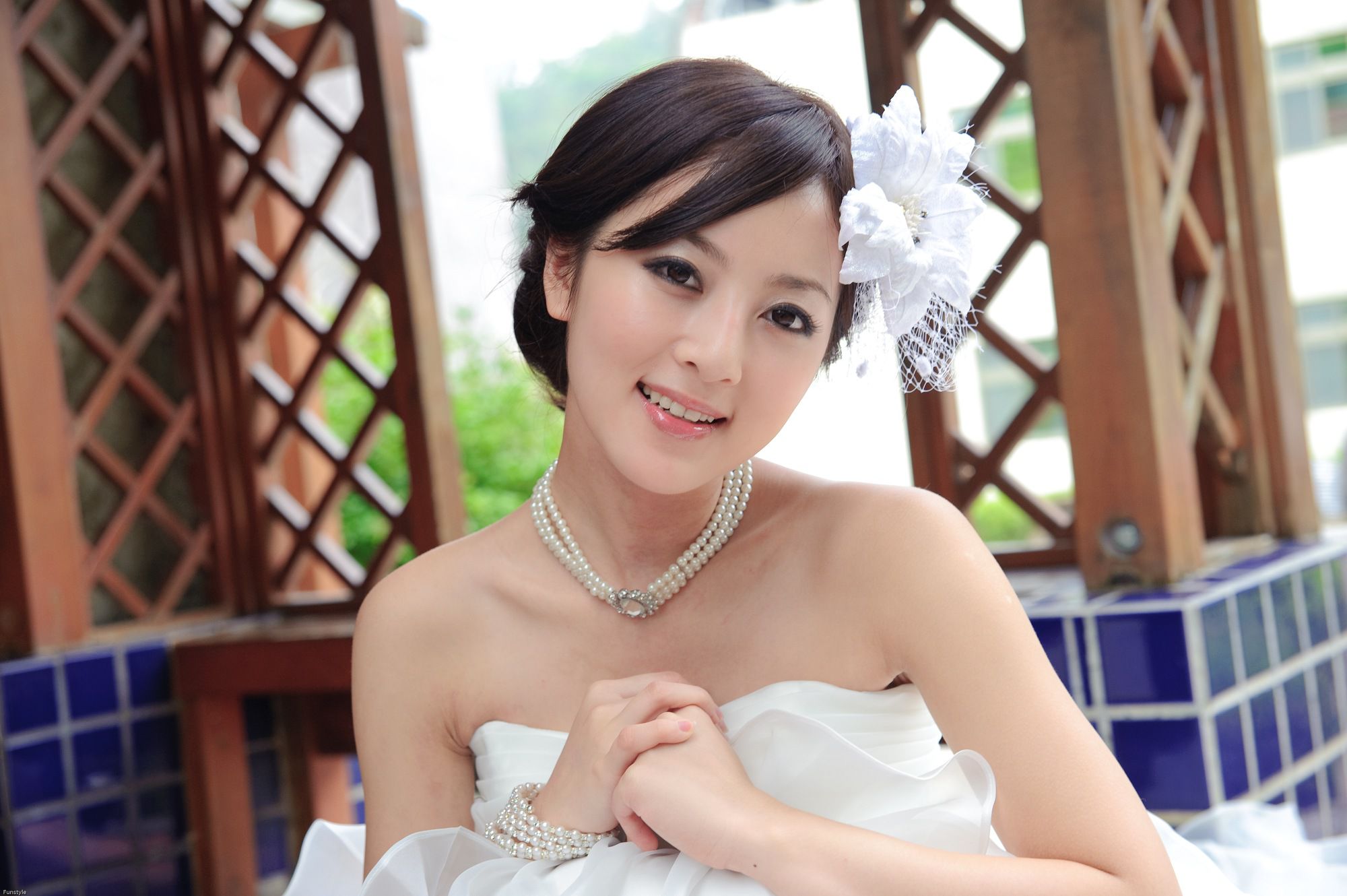 张凯洁/张允霏《日月潭+紙教堂(婚紗)》-图12