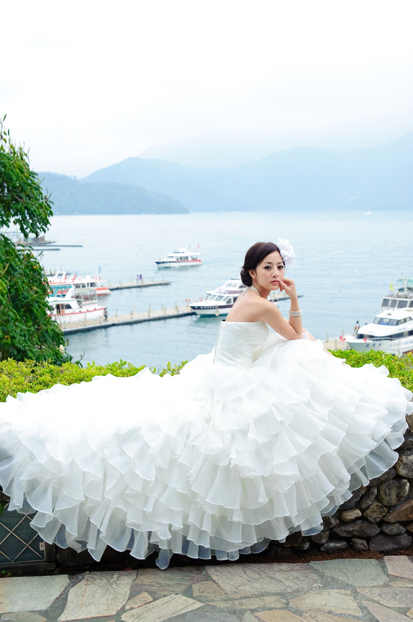 张凯洁/张允霏《日月潭+紙教堂(婚紗)》-图17