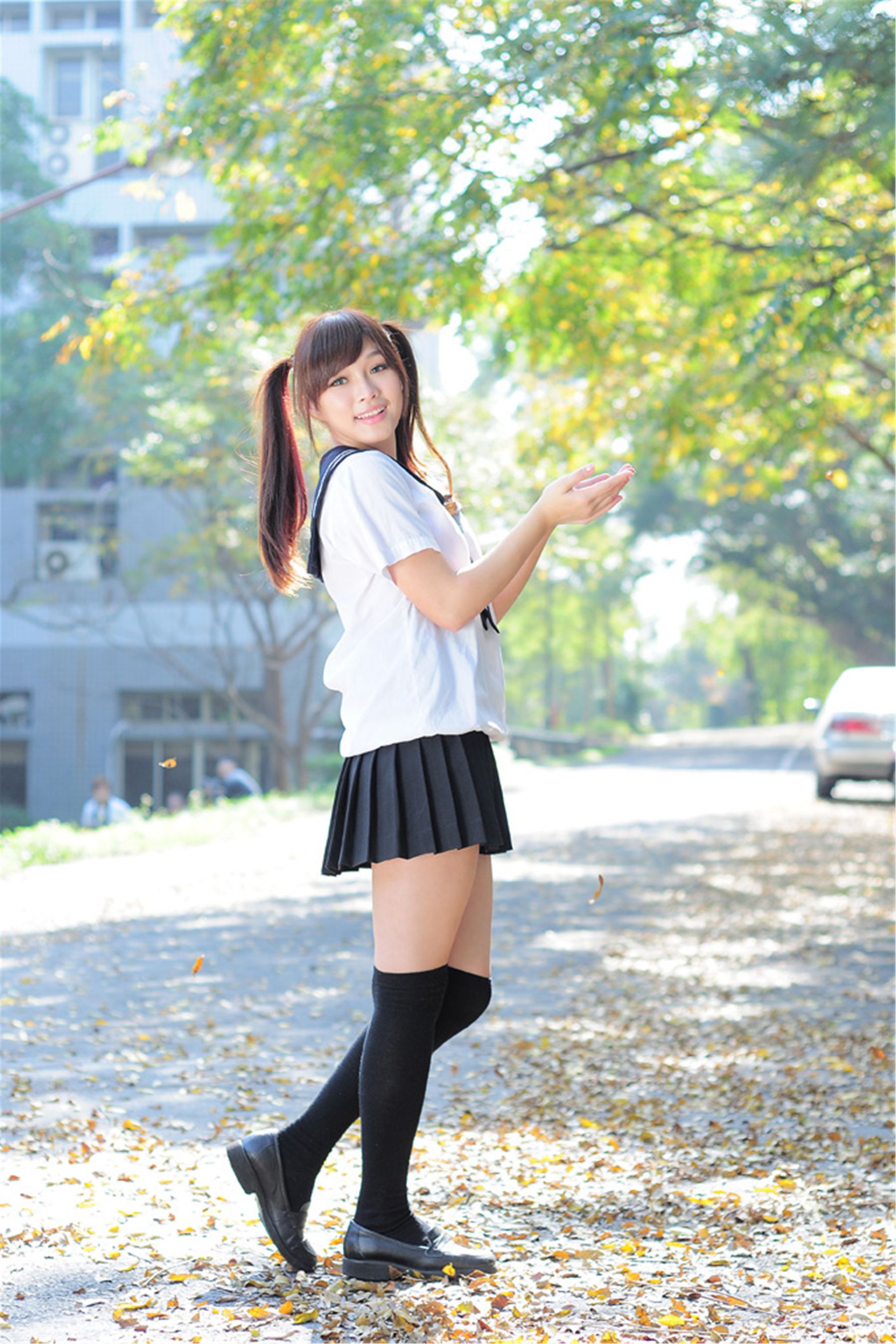 台湾明德高中校花涼涼《校园街拍》-图4