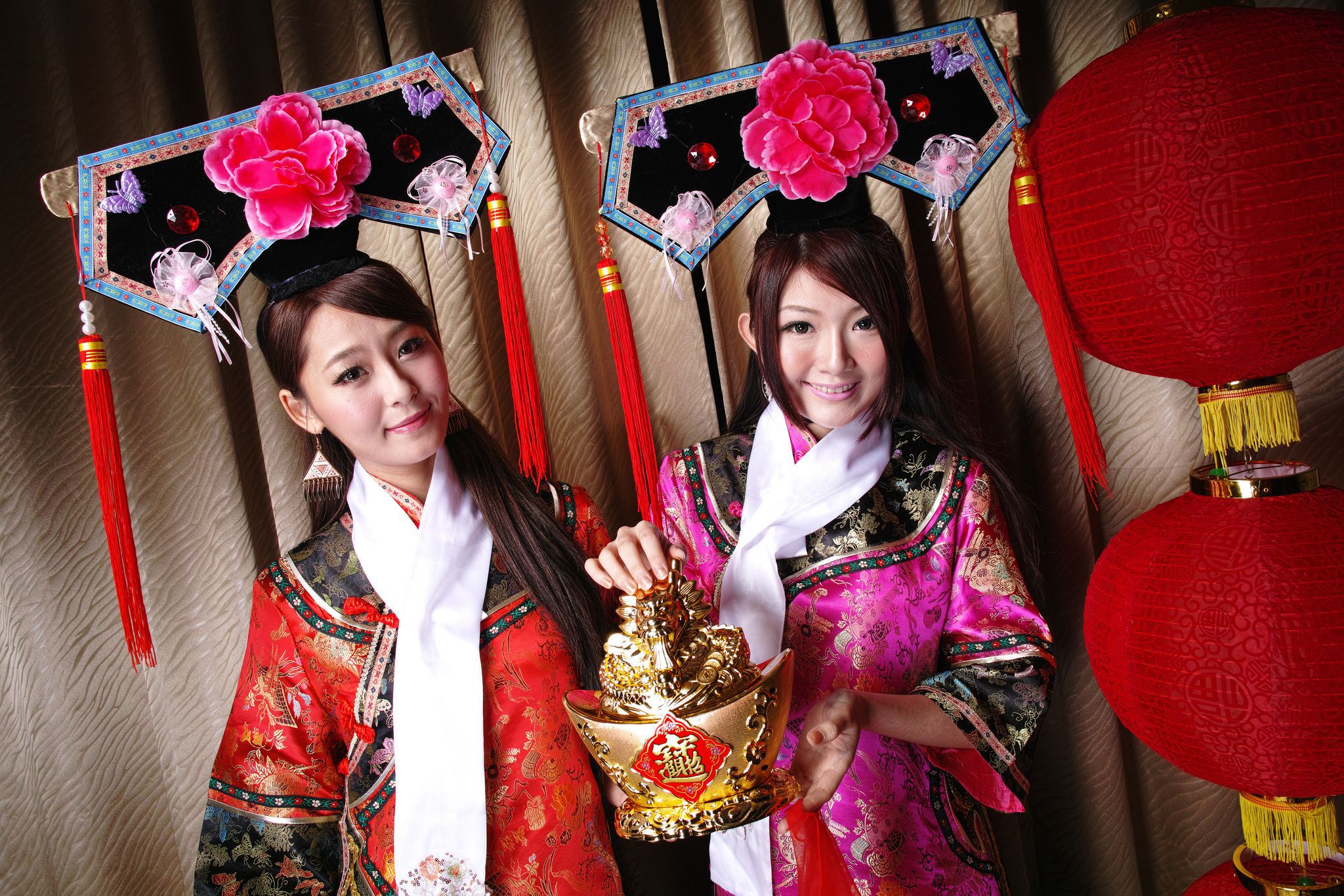 Winnie小雪、小羽《新春拜年 甄嬛格格》-图7