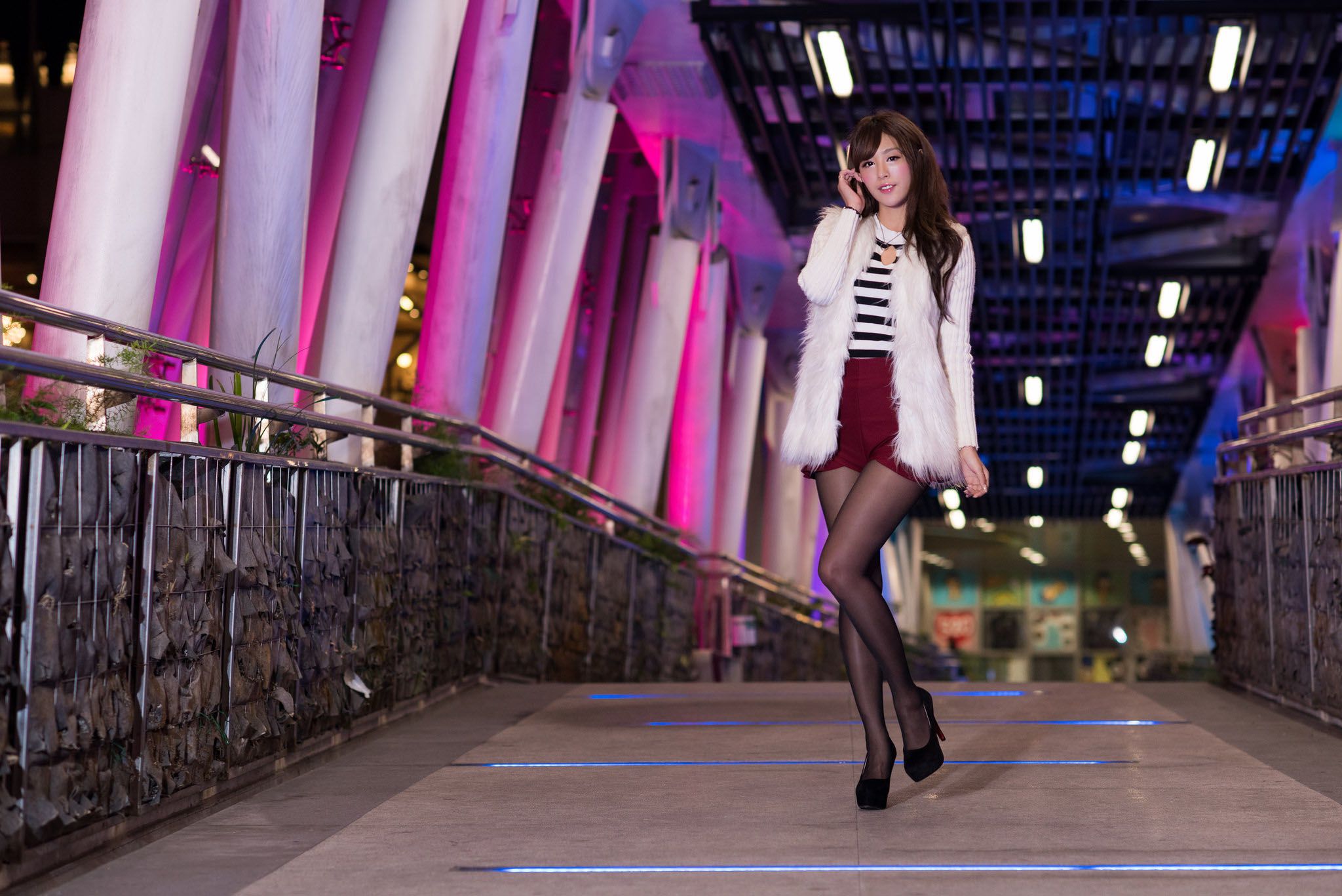 台湾美女夏晴MISO《圣诞外拍》-图2