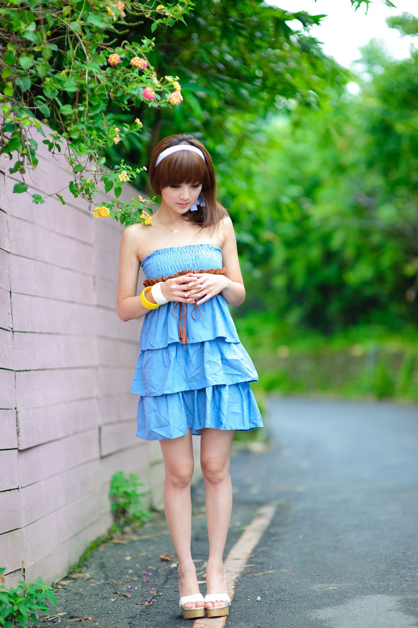 张凯洁/Mikako《蒙馬特咖啡外拍》-图0