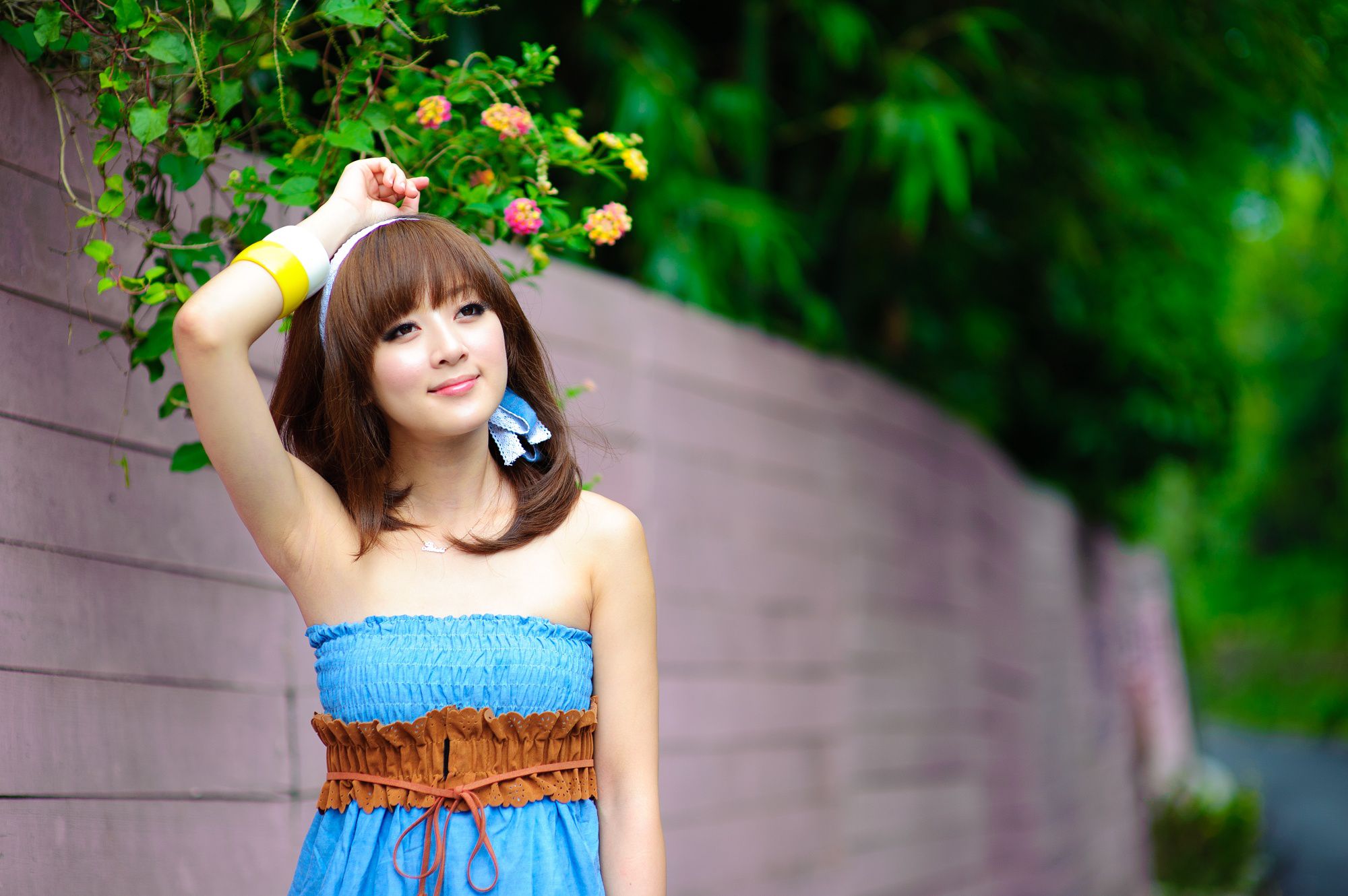 张凯洁/Mikako《蒙馬特咖啡外拍》-图3