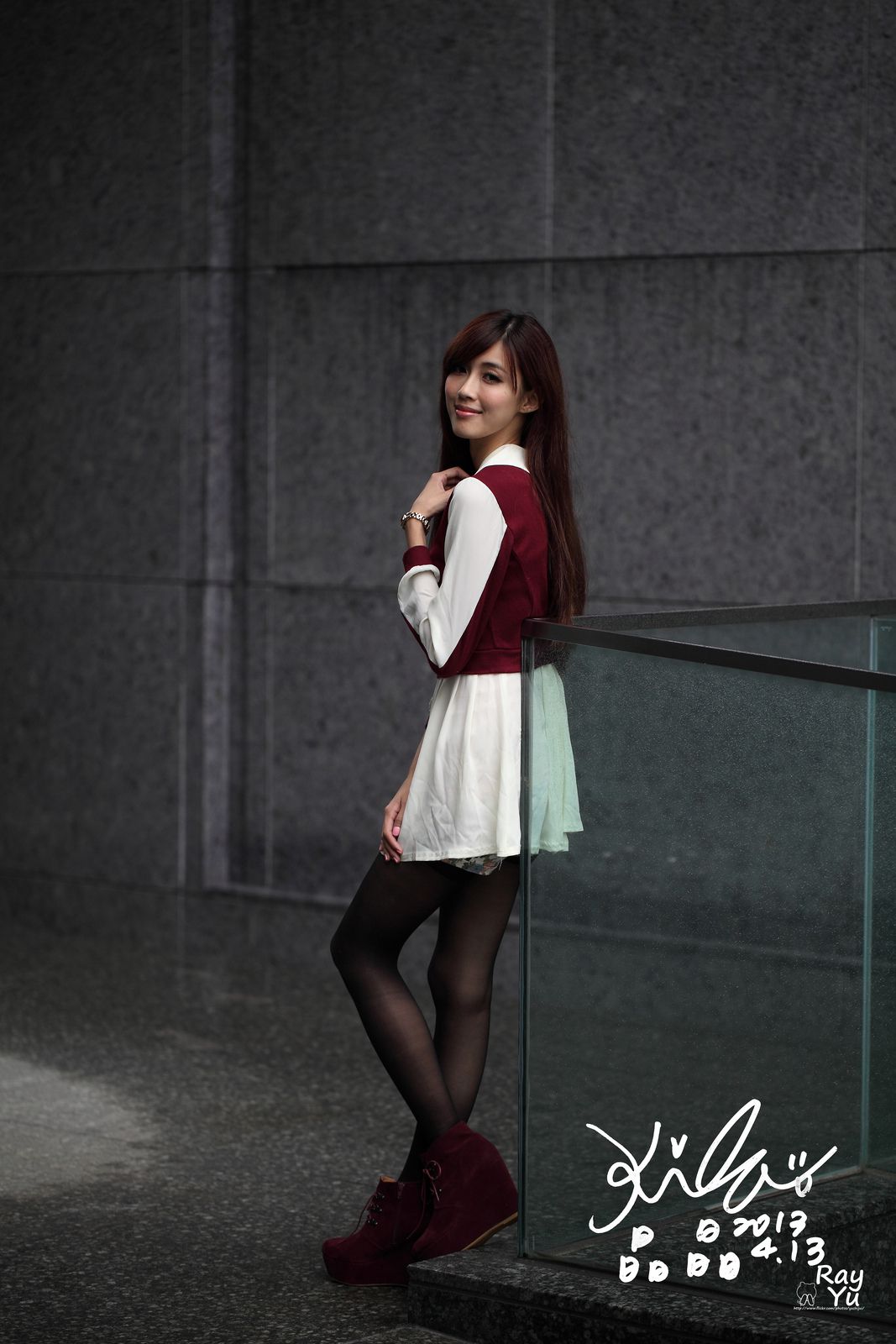 Kila晶晶/廖挺伶《2套黑丝街拍图片》-图11