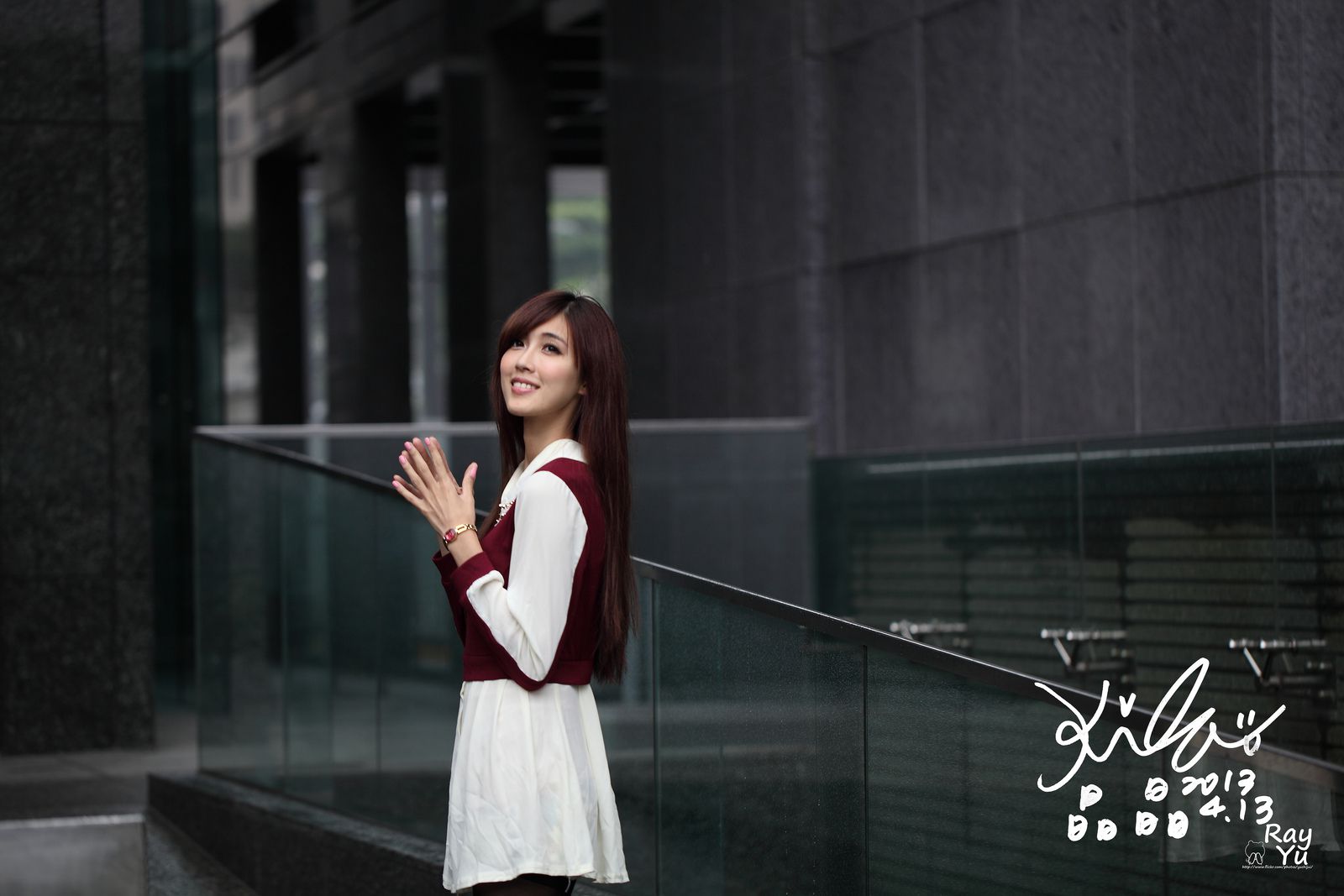 Kila晶晶/廖挺伶《2套黑丝街拍图片》-图17