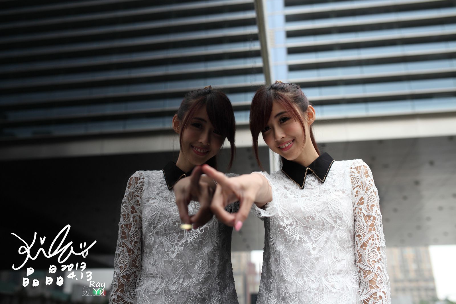 Kila晶晶/廖挺伶《2套黑丝街拍图片》-图53