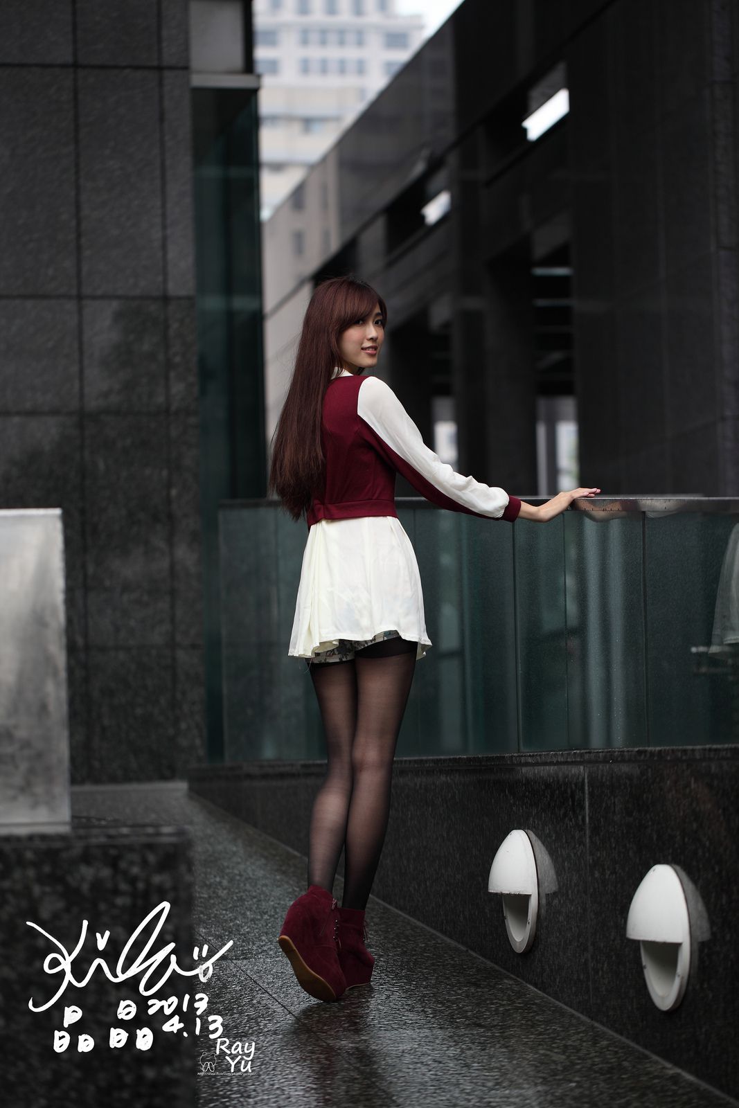 Kila晶晶/廖挺伶《2套黑丝街拍图片》-图63